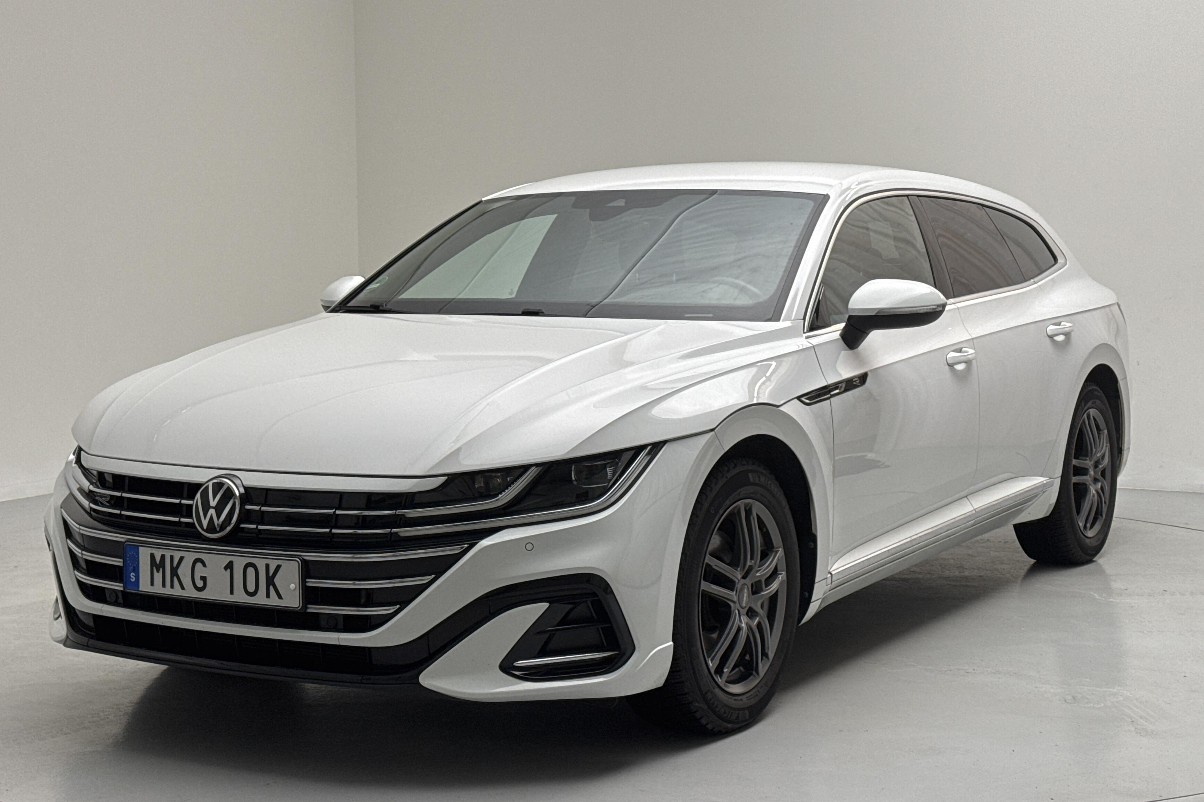 VW Arteon Shooting Brake eHybrid 1.4 TSI (218hk) - 83 760 km - Automaattinen - valkoinen - 2022