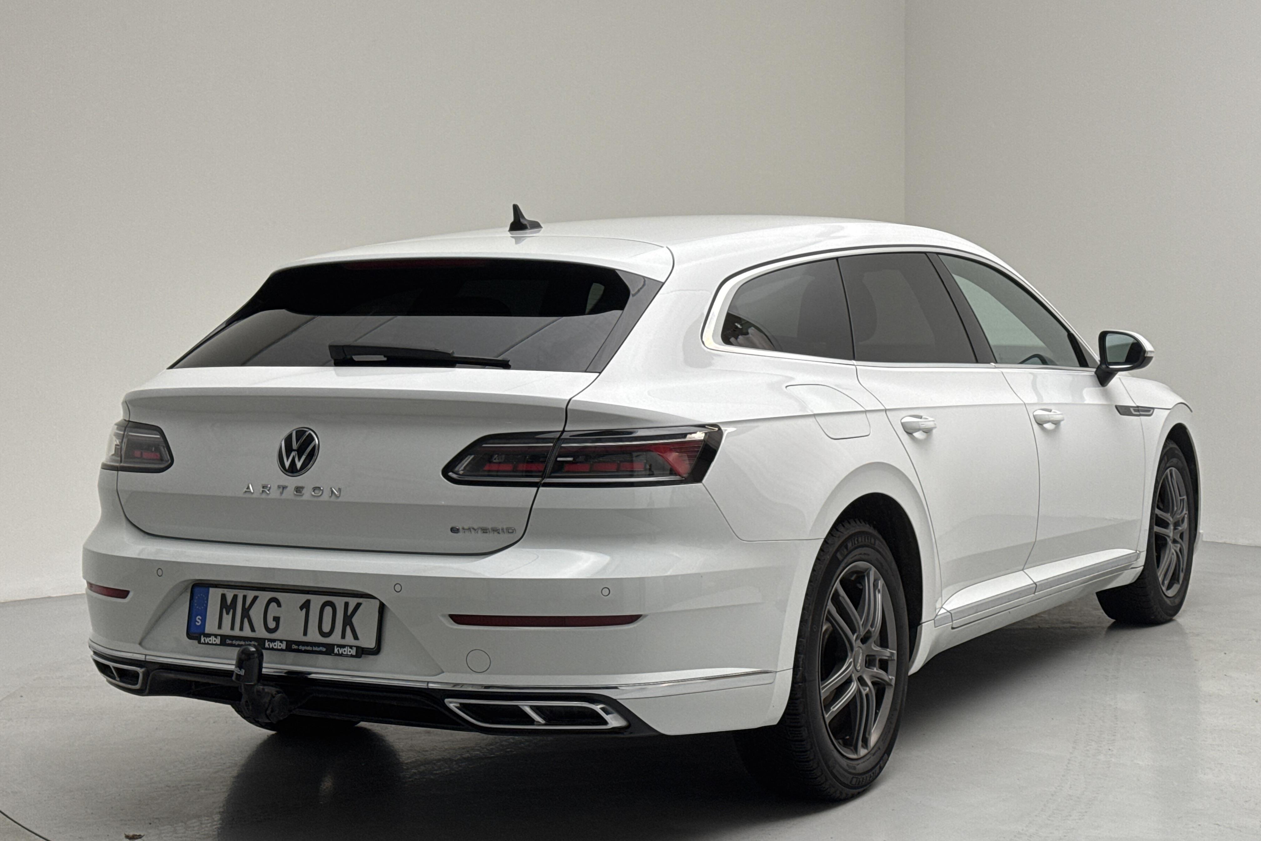 VW Arteon Shooting Brake eHybrid 1.4 TSI (218hk) - 83 760 km - Automaattinen - valkoinen - 2022