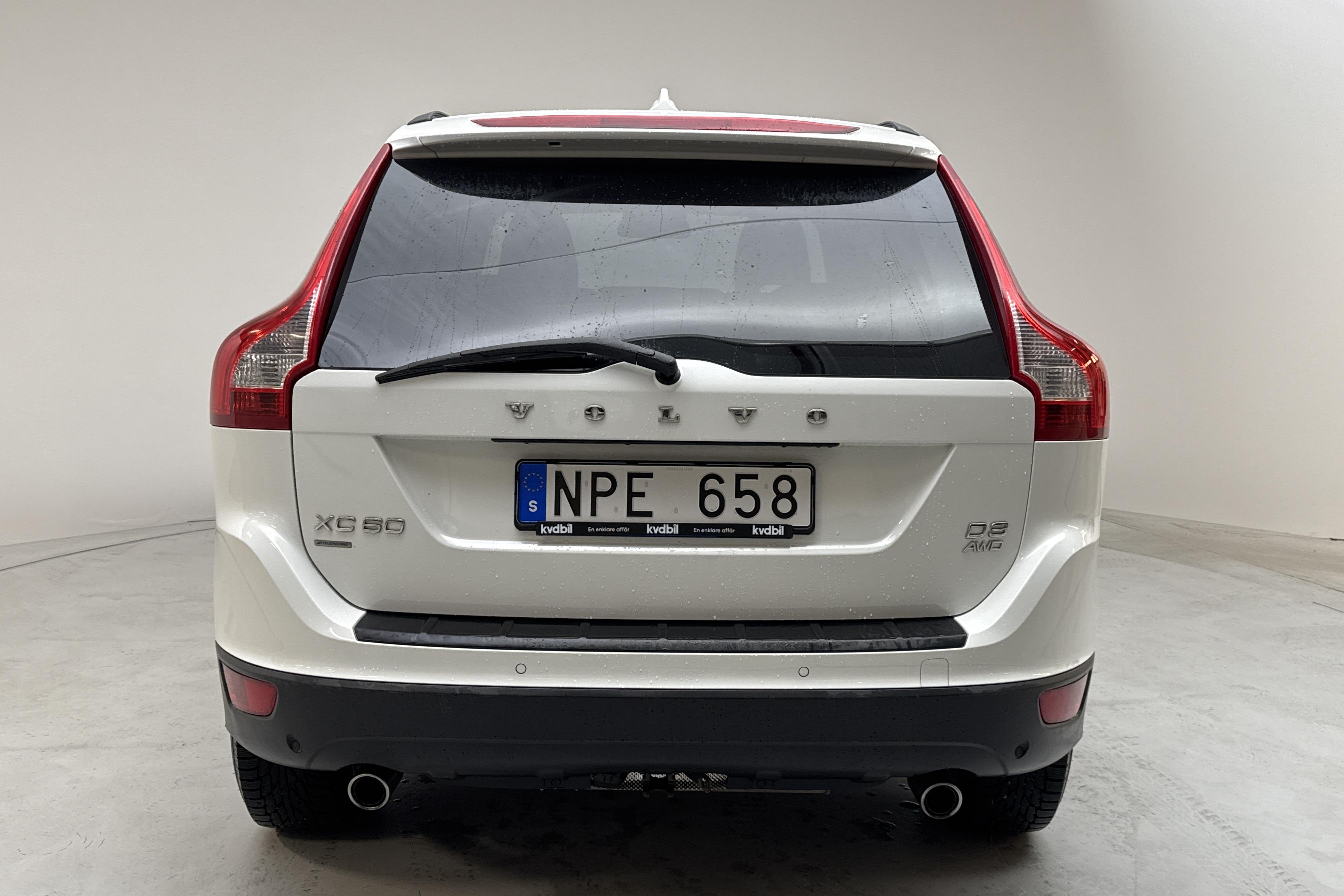 Volvo XC60 D3 AWD (163hk) - 291 680 km - Automatic - white - 2011