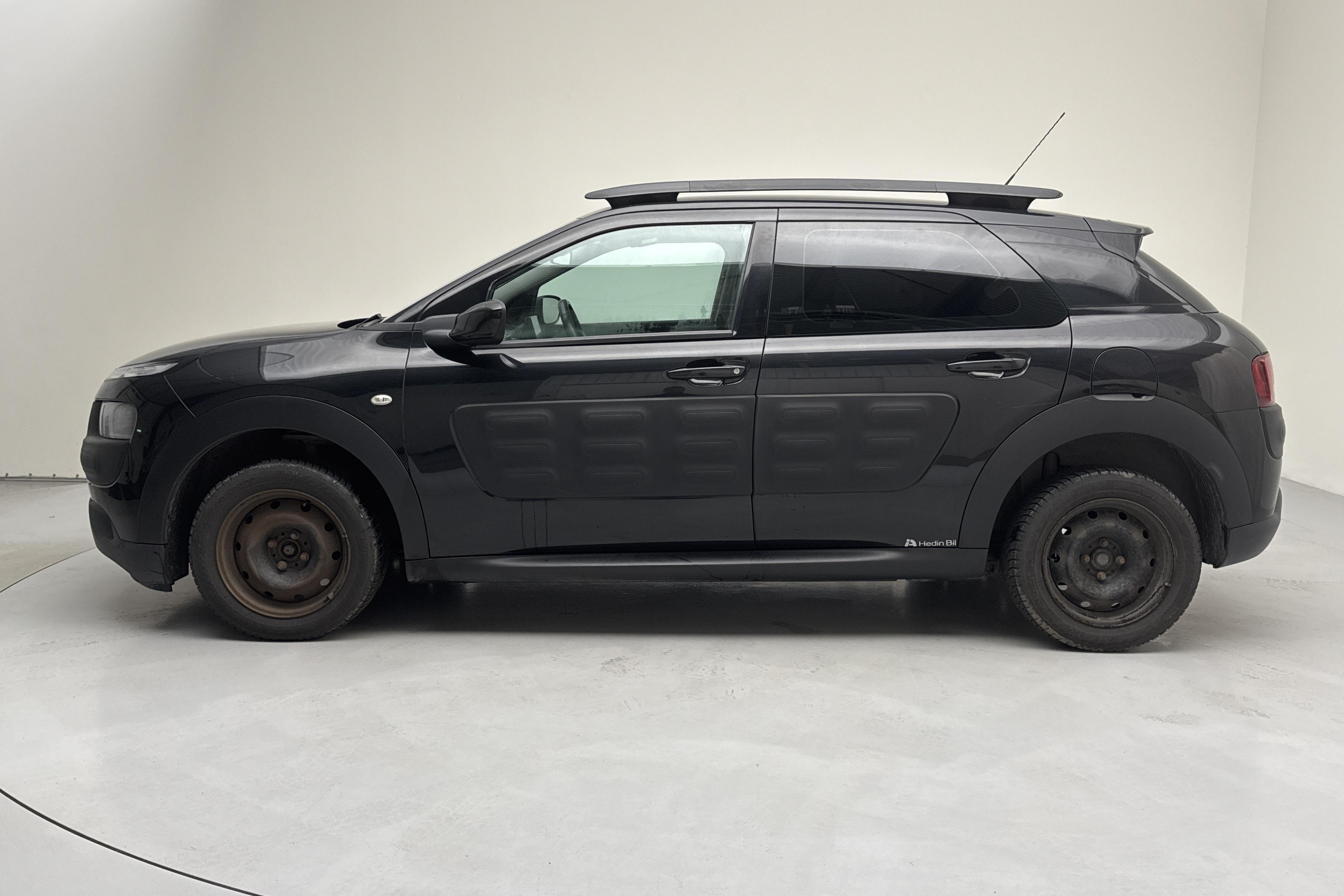 Citroen C4 Cactus PureTech (82hk) - 11 996 mil - Manuell - svart - 2014