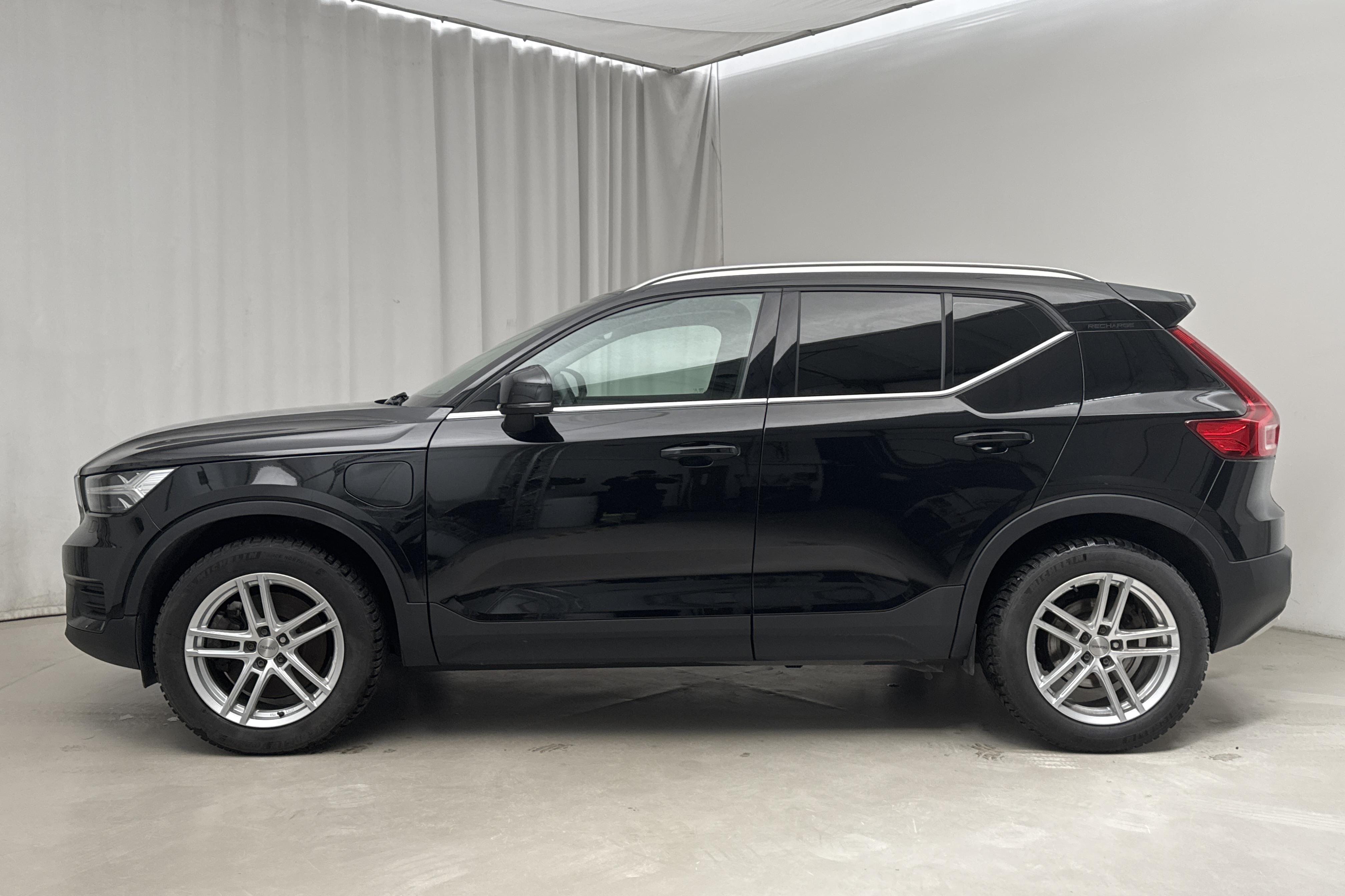 Volvo XC40 T4 2WD Twin Engine (211hk) - 50 030 km - Automaattinen - musta - 2022