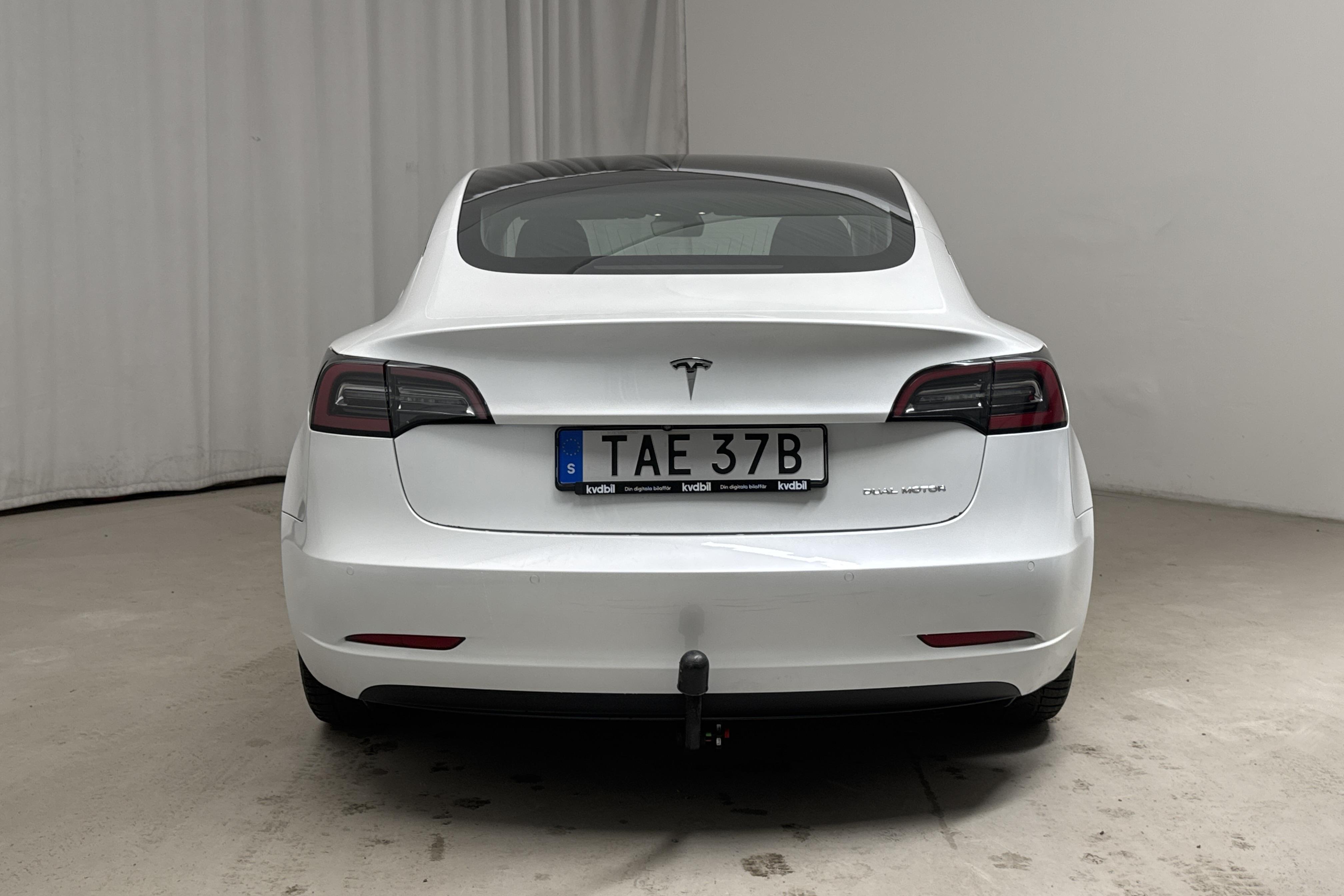 Tesla Model 3 Long Range Dual Motor AWD - 96 050 km - Automaattinen - valkoinen - 2020