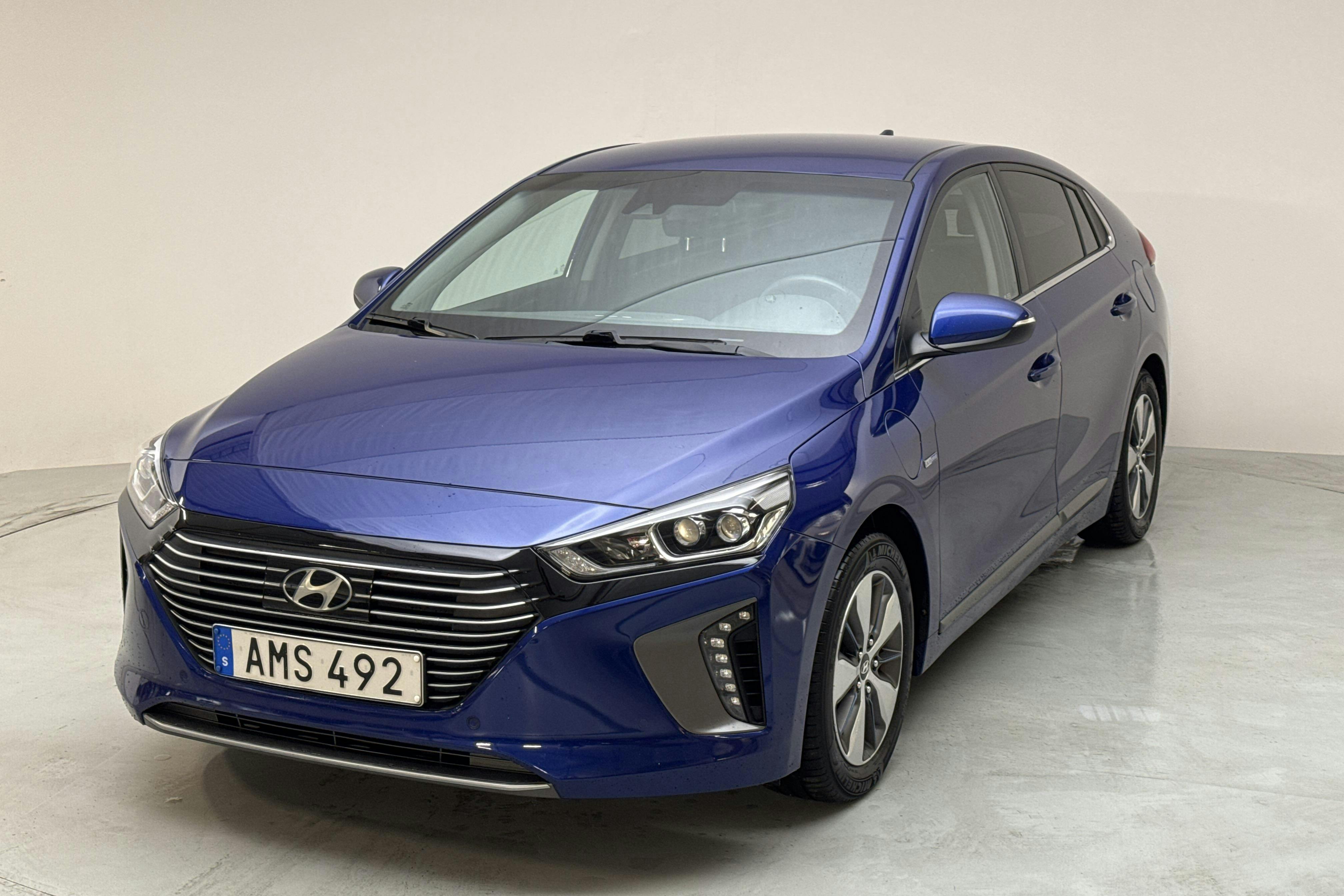 Hyundai IONIQ Plug-in (141hk) - 80 910 km - Automatic - Dark Blue - 2019