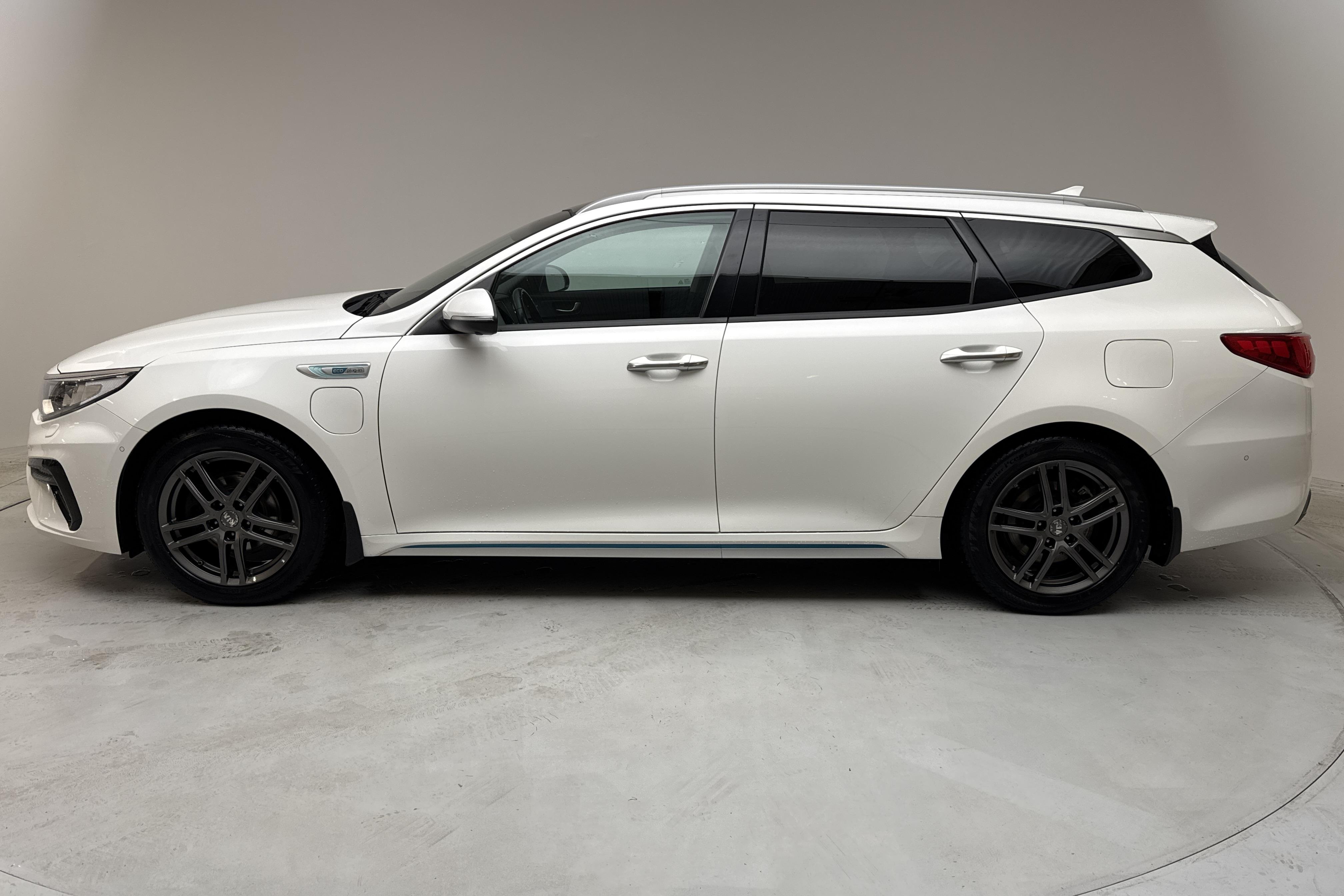 KIA Optima 2.0 GDi Plug-in Hybrid SW (205hk) - 109 150 km - Automaattinen - valkoinen - 2020