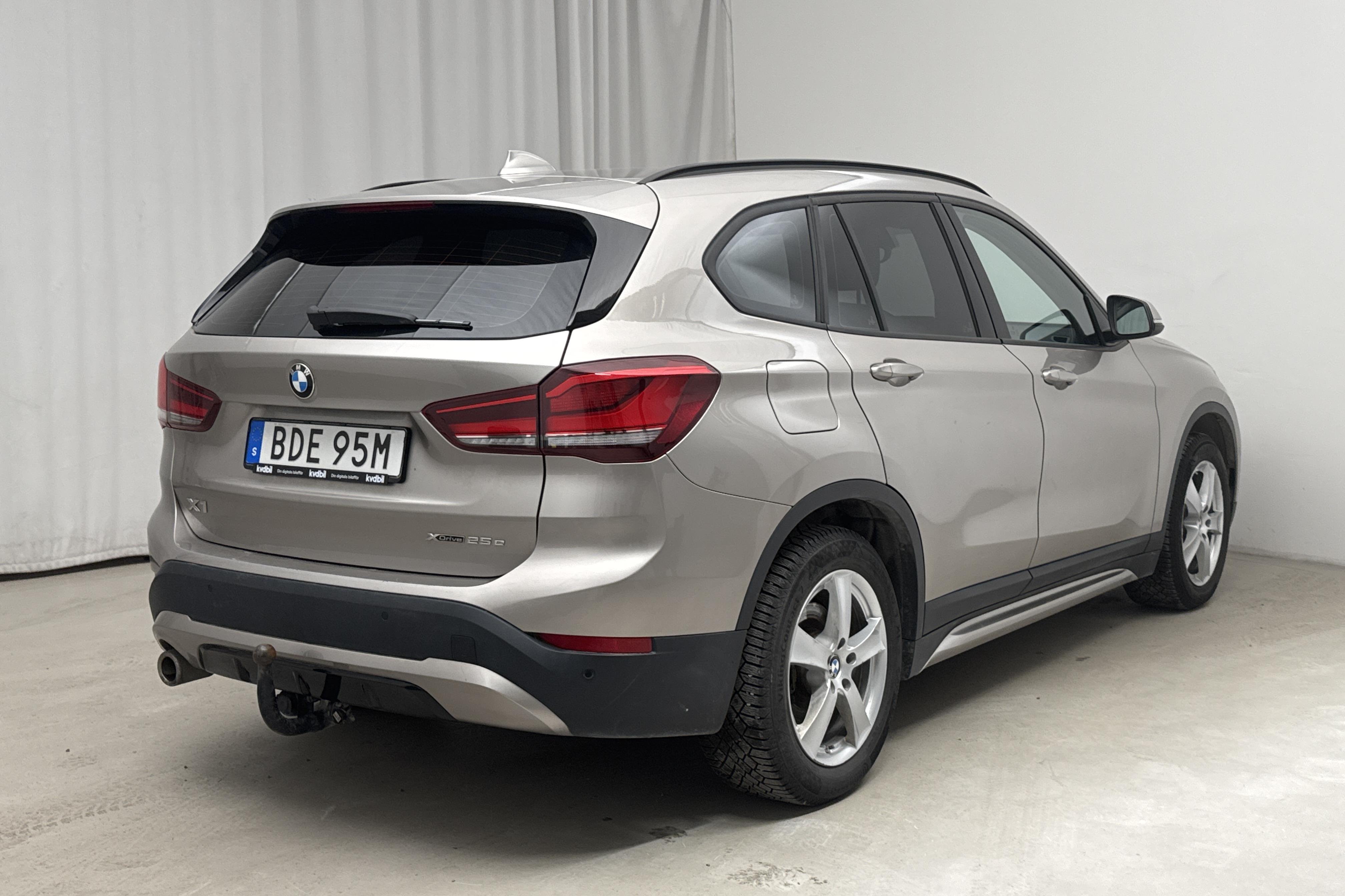 BMW X1 xDrive25e 9,7 kWh LCI, F48 (220hk) - 81 370 km - Automaattinen - hopea - 2021