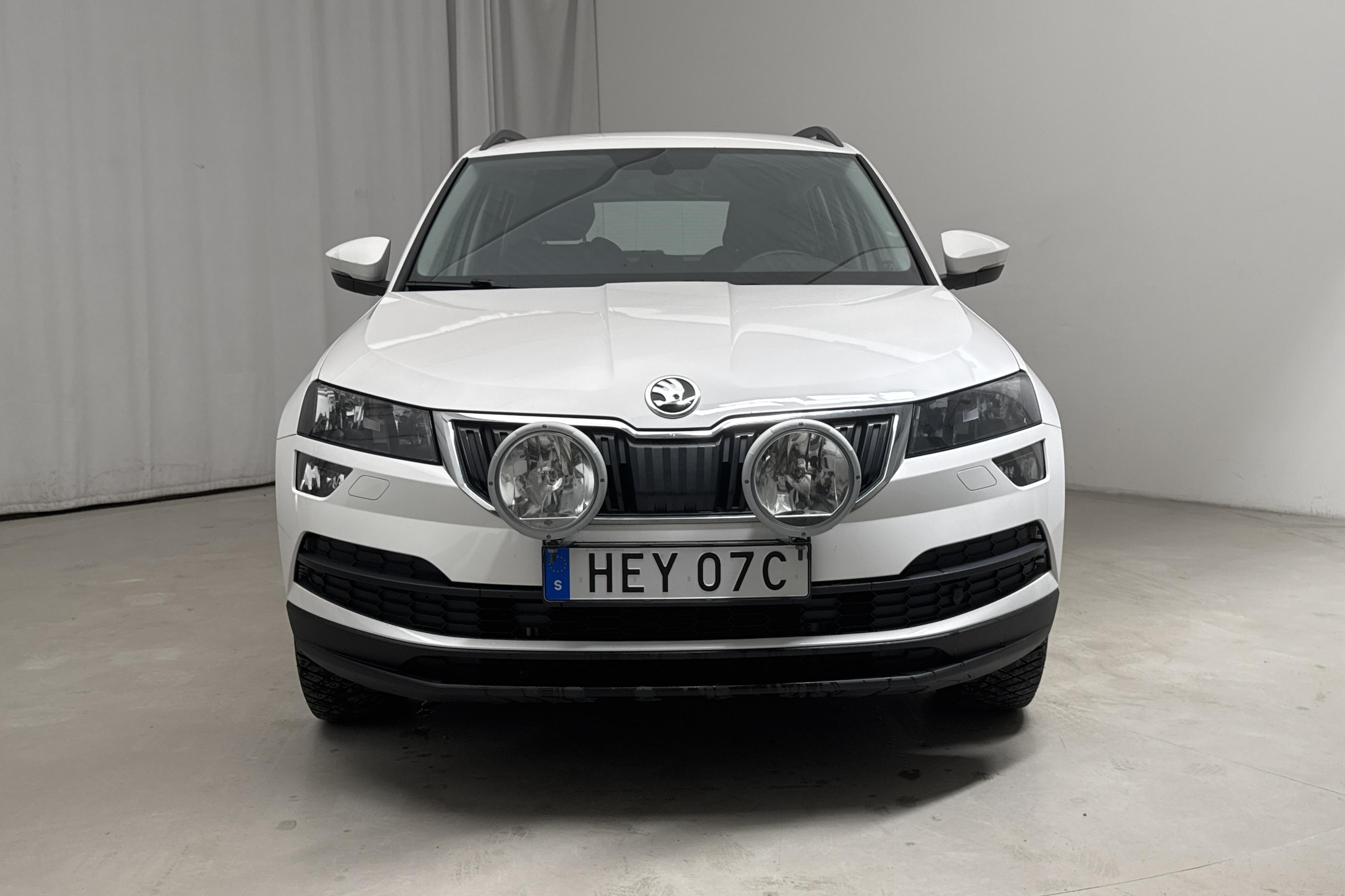 Skoda Karoq 2.0 TDI 4X4 (150hk) - 60 860 km - Manuaalinen - valkoinen - 2019