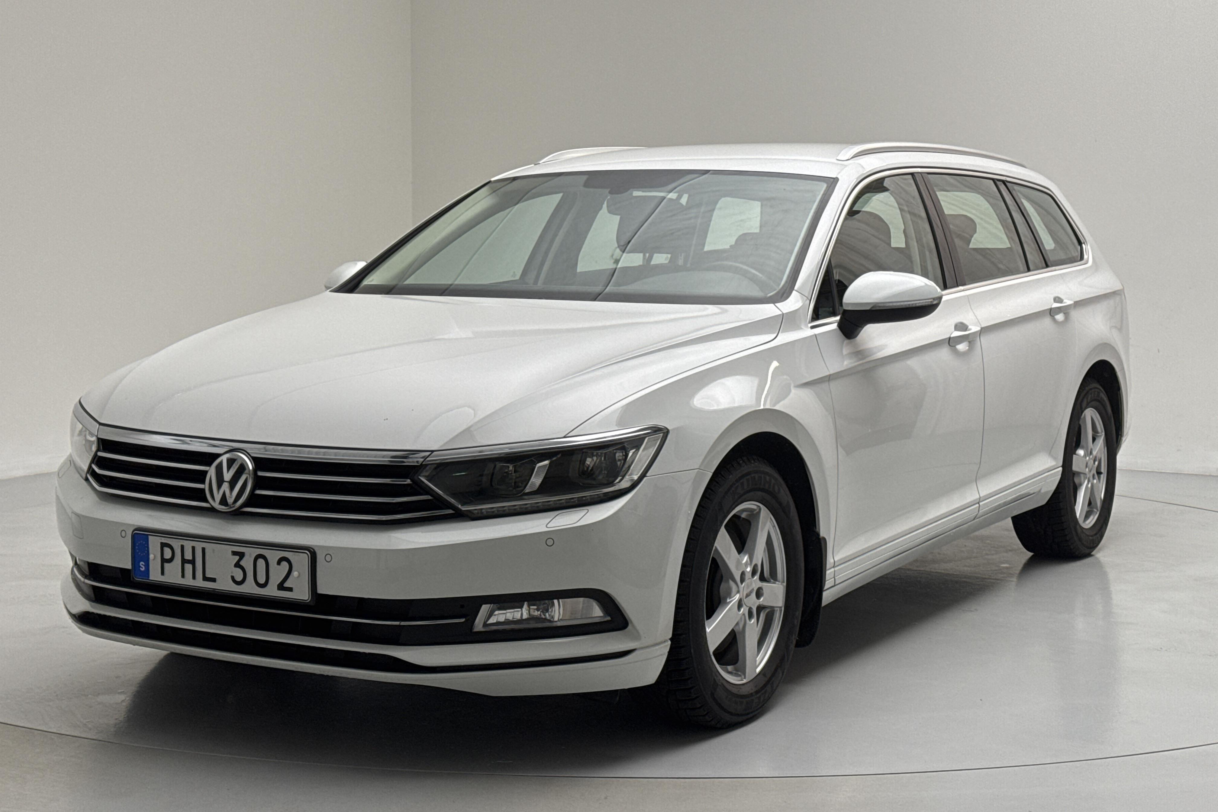 VW Passat 1.4 TSI Sportscombi (150hk) - 82 030 km - Manual - white - 2018