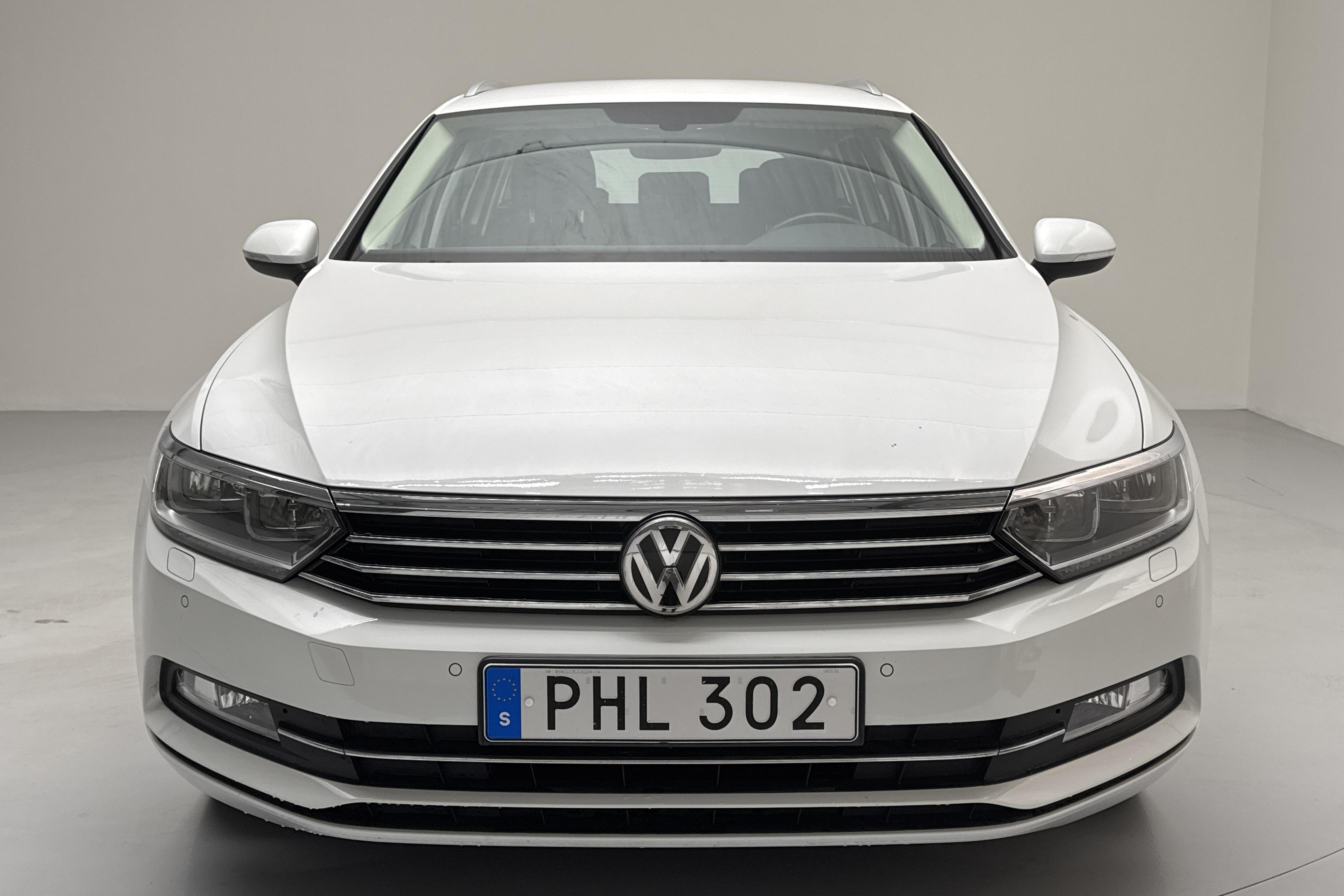 VW Passat 1.4 TSI Sportscombi (150hk) - 82 030 km - Manual - white - 2018