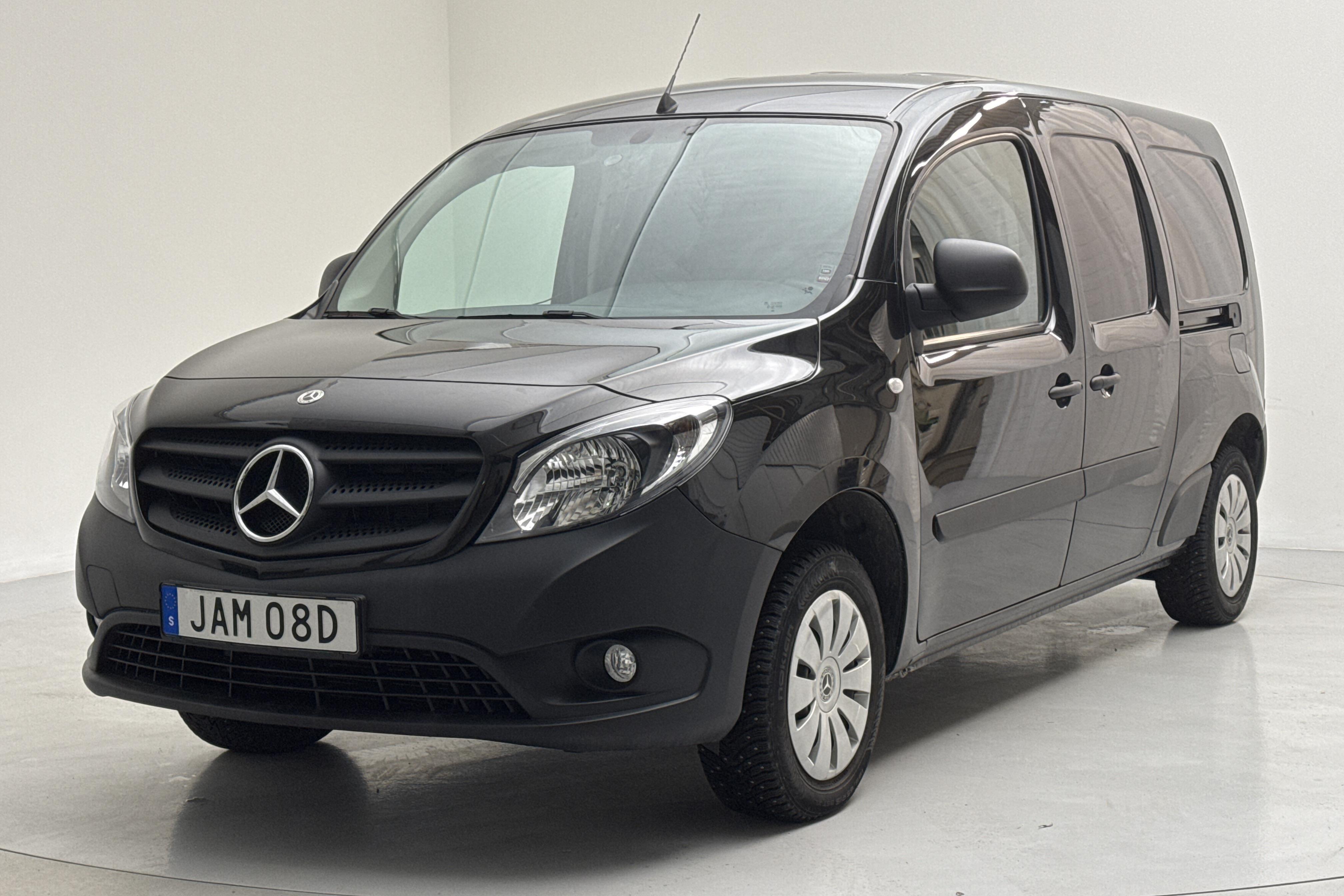 Mercedes Citan 110 1.5 CDI (95hk) - 32 950 km - Manualna - czarny - 2021