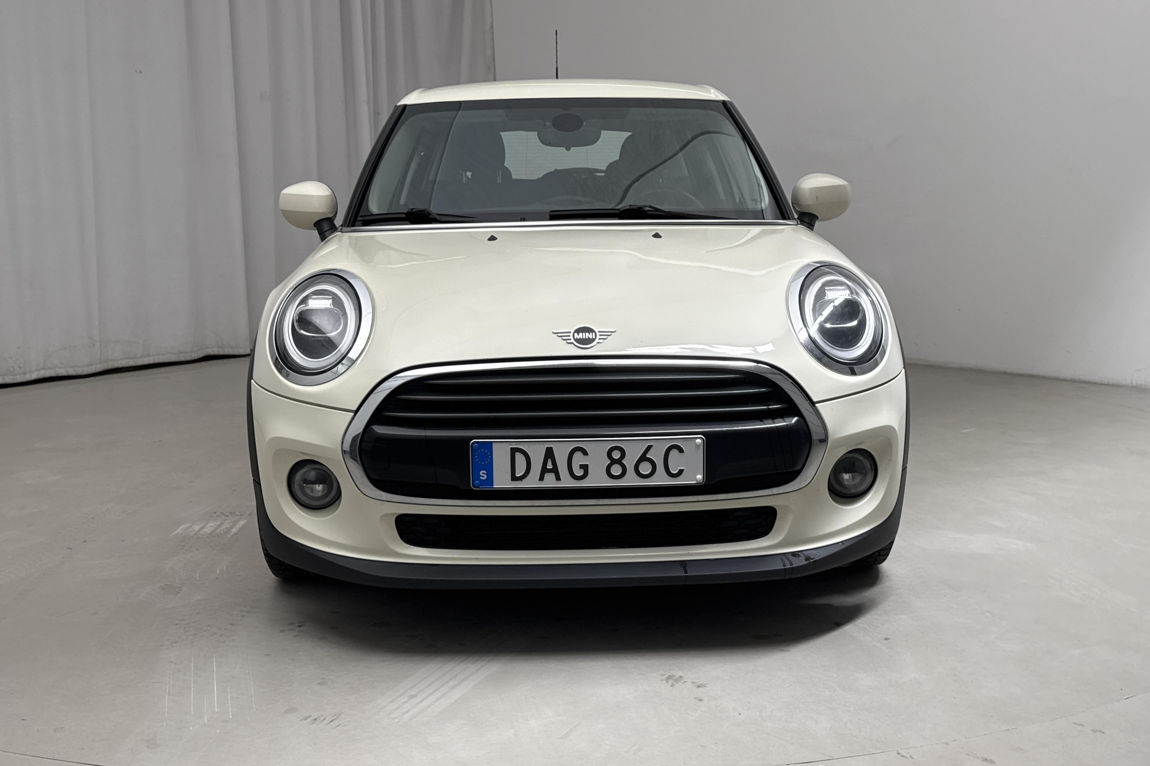 MINI Cooper Hatch 5dr, F55 (136hk) - 145 600 km - Käsitsi - valge - 2020