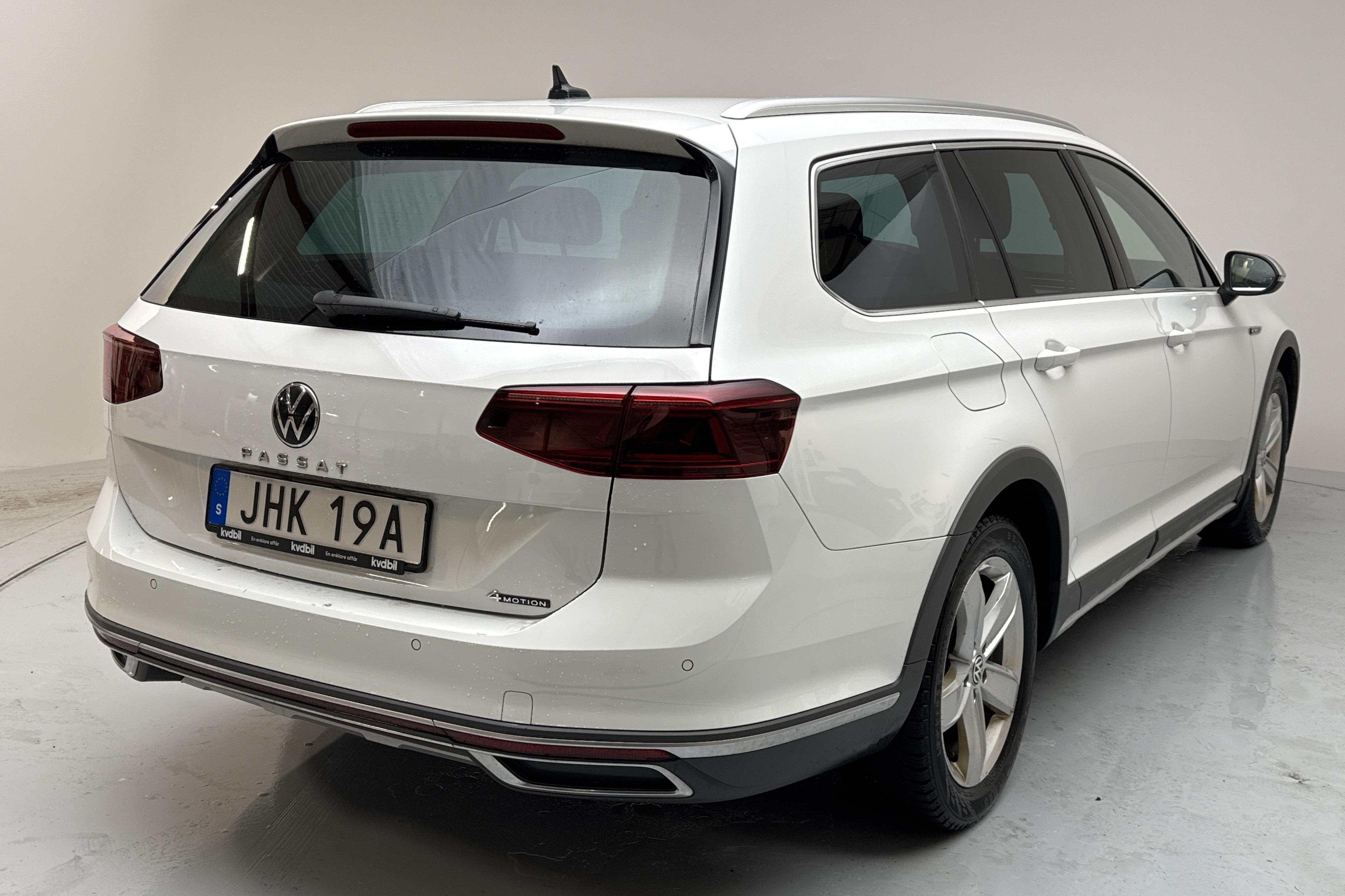 VW Passat Alltrack 2.0 TDI 4Motion (200hk) - 134 690 km - Automatic - white - 2021