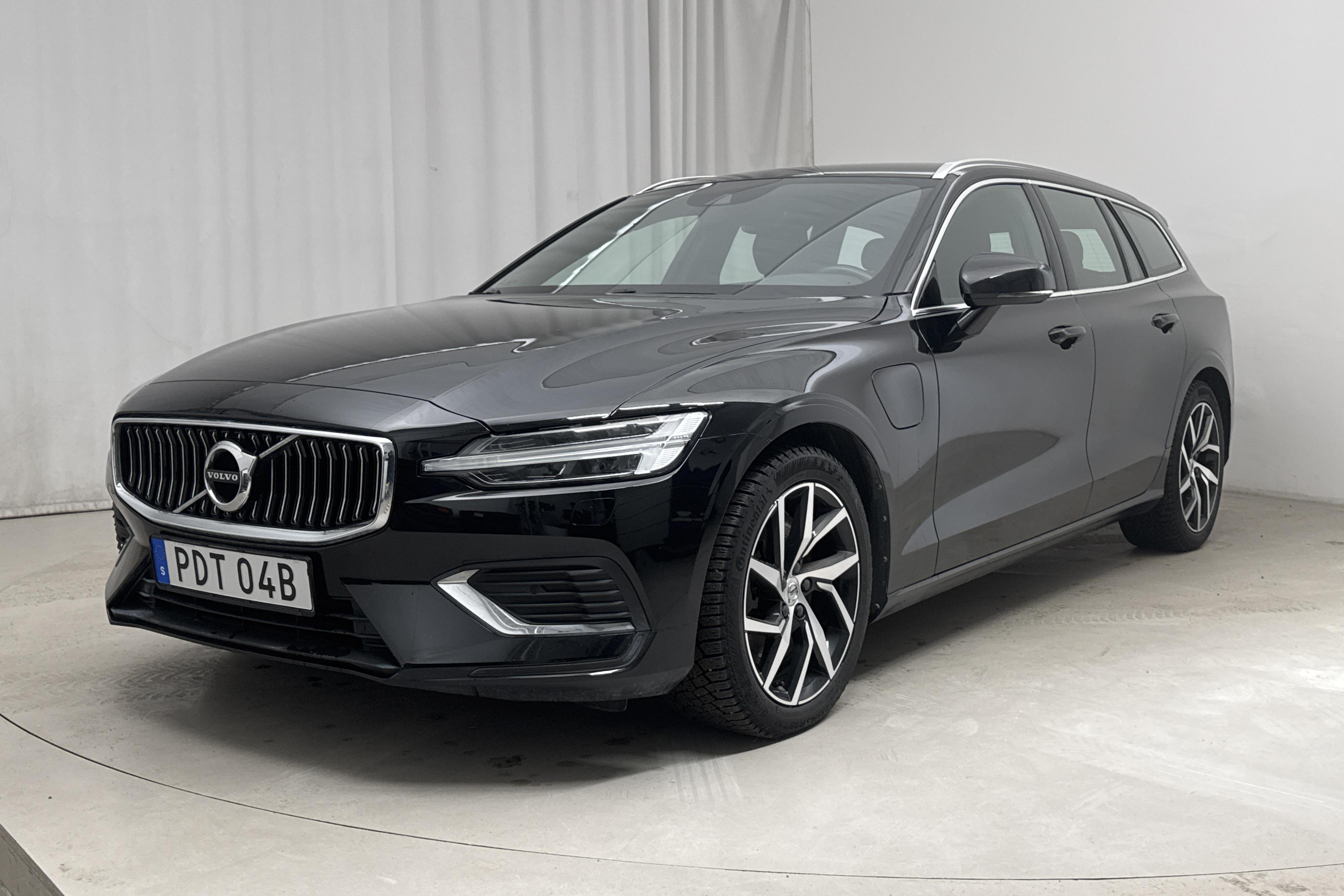 Volvo V60 T6 AWD Twin Engine (340hk) - 84 840 km - Automatic - black - 2021