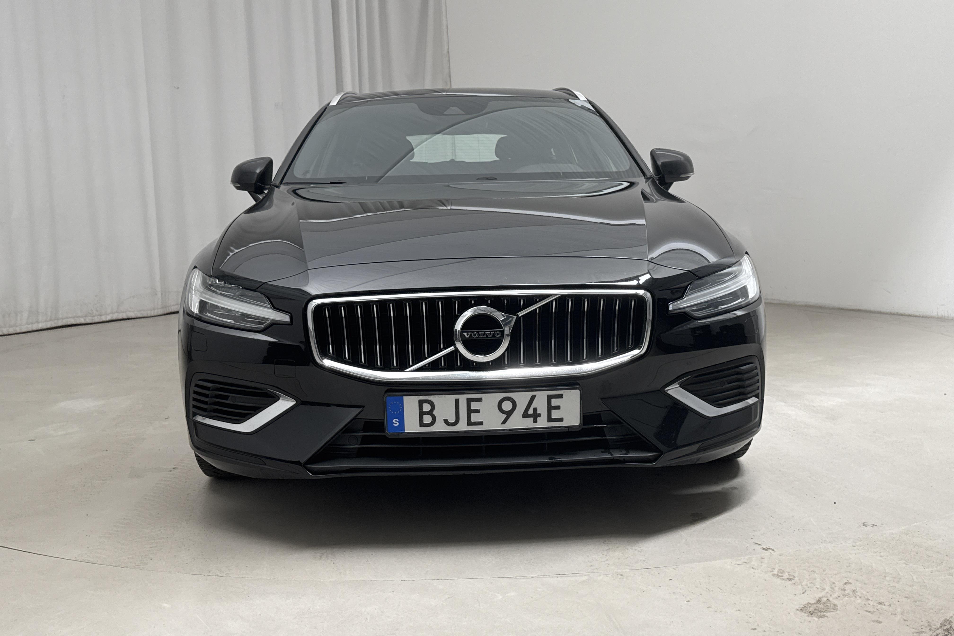 Volvo V60 T6 AWD Twin Engine (340hk) - 203 000 km - Automatyczna - czarny - 2021