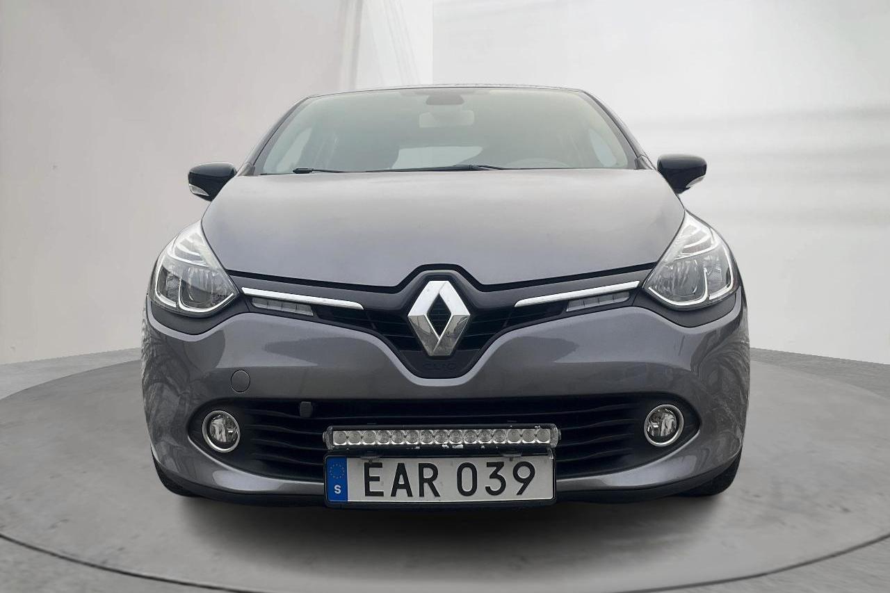 Renault Clio IV 0.9 TCe 90 5dr (90hk) - 83 820 km - Manual - gray - 2015