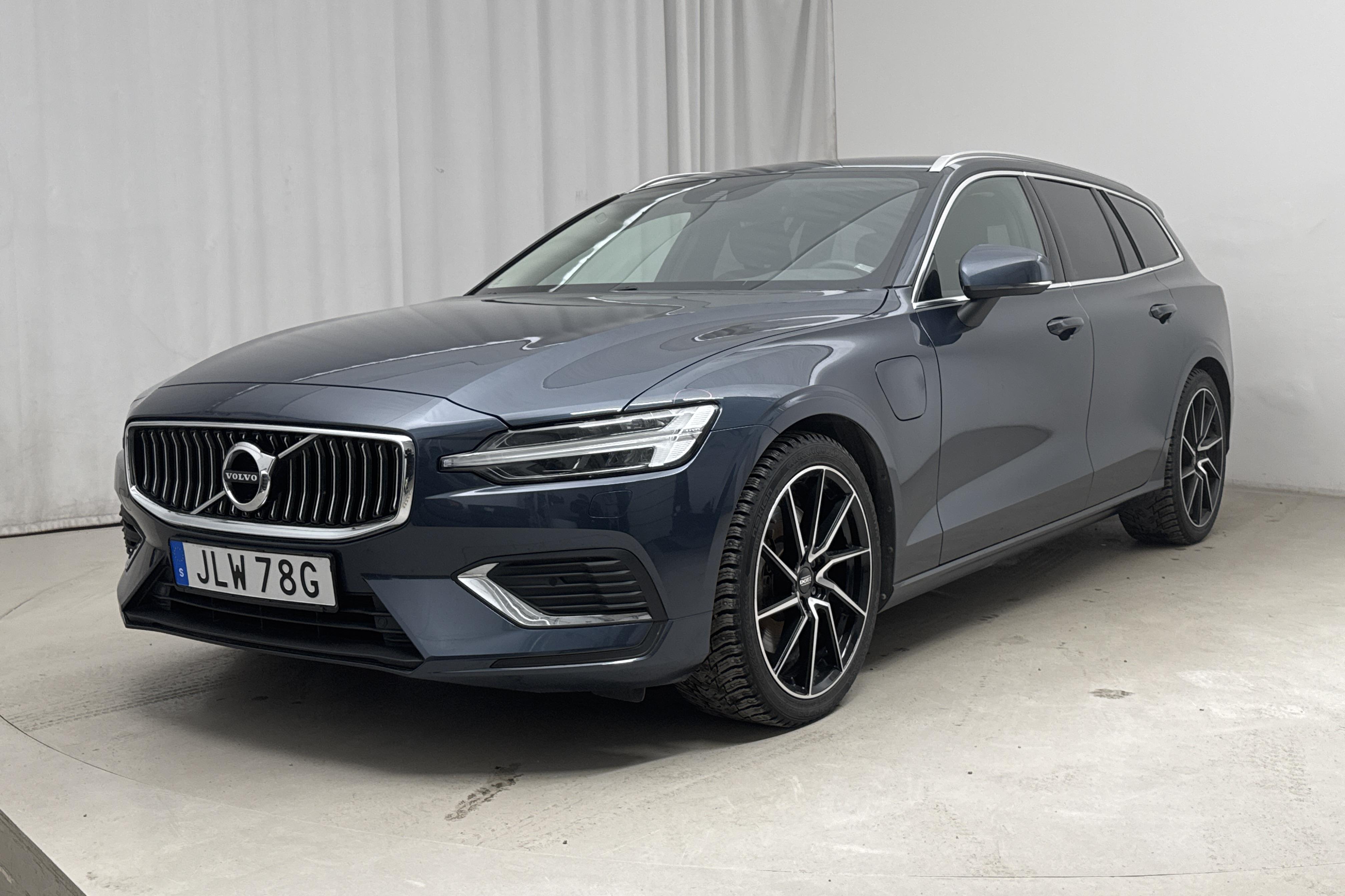 Volvo V60 T6 AWD Twin Engine (340hk) - 97 590 km - Automatic - Dark Blue - 2022