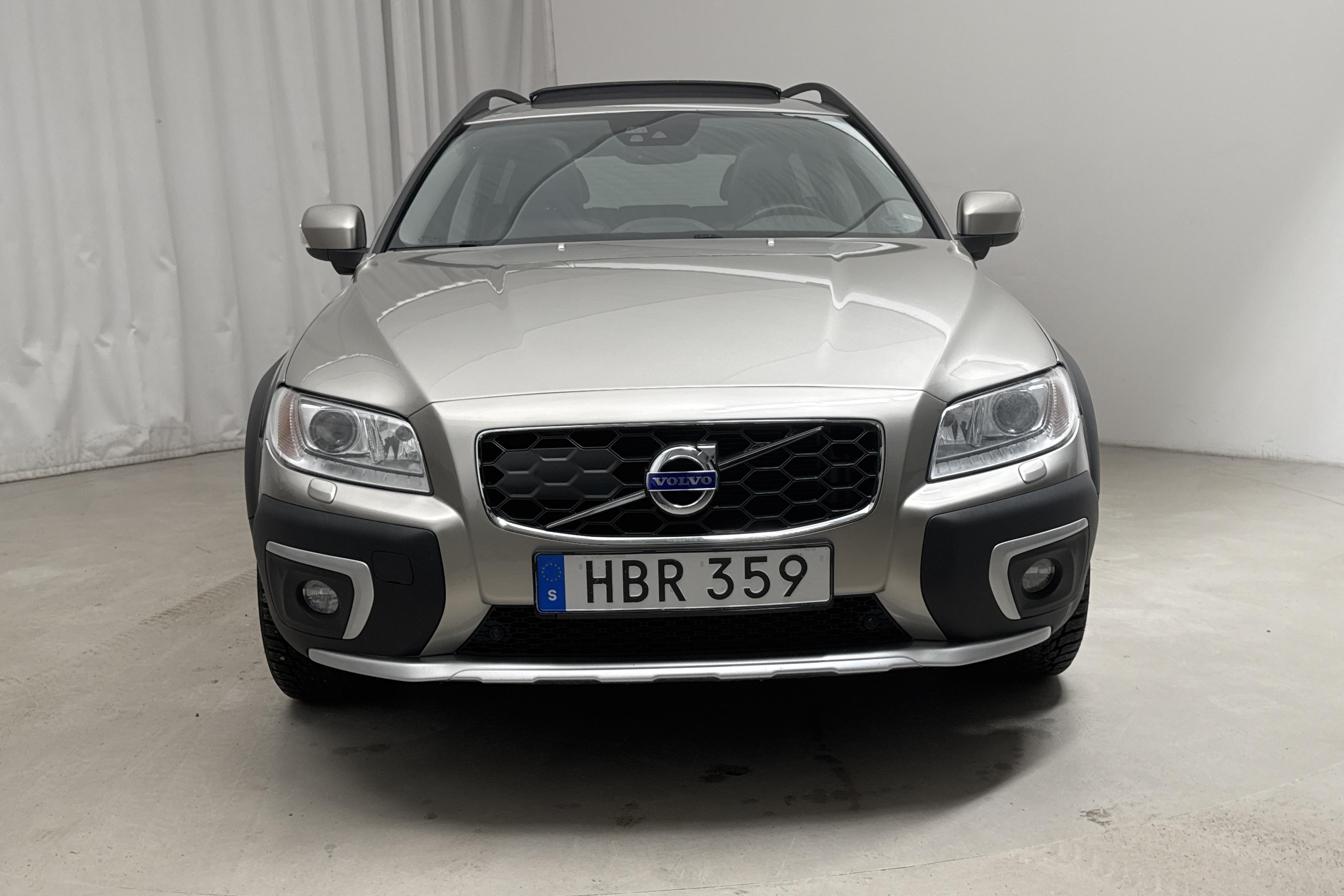 Volvo XC70 II D4 AWD (181hk) - 197 800 km - Automatyczna - Light Brown - 2016