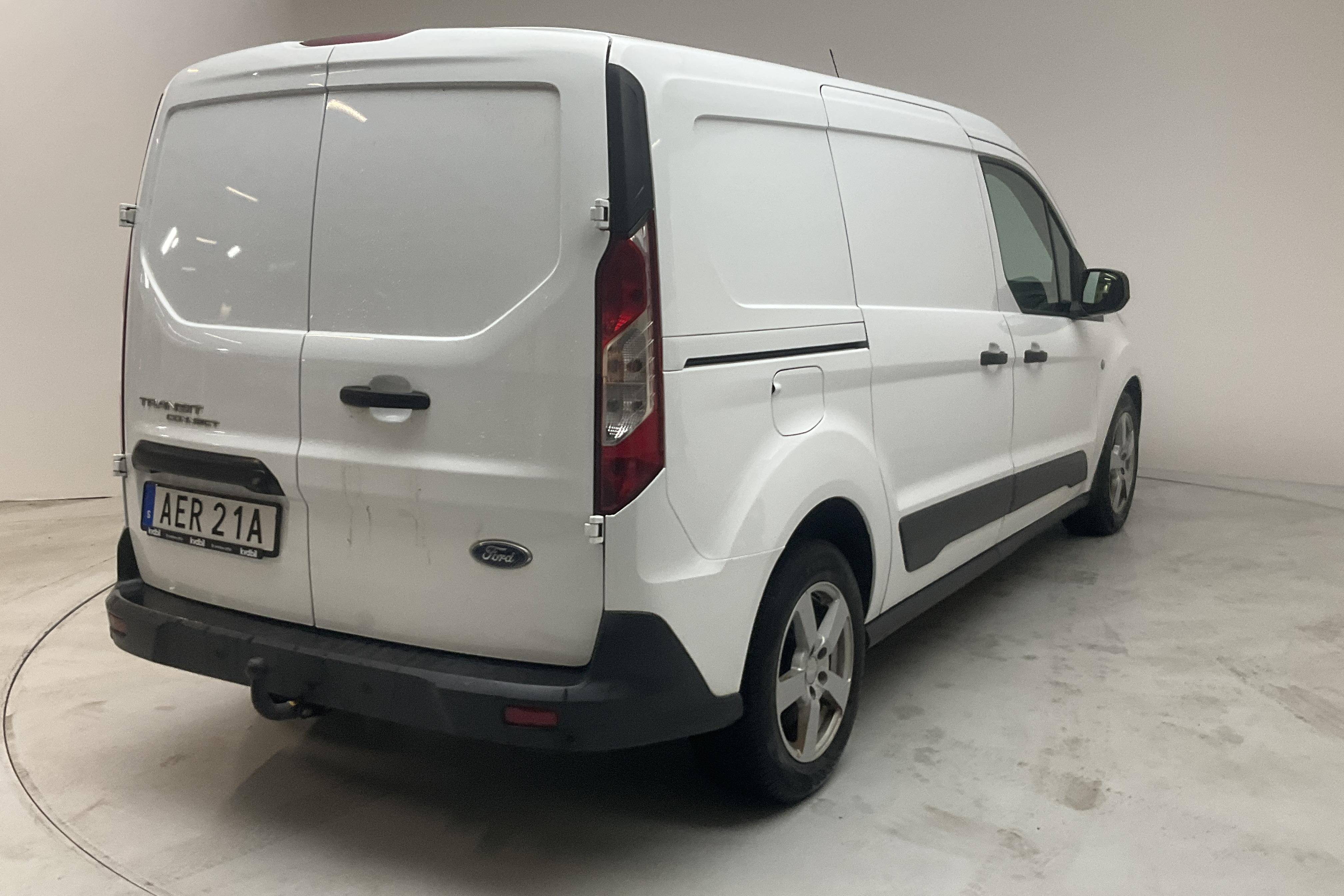 Ford Transit Connect 1.5 TDCi (120hk) - 5 586 mil - Automat - vit - 2019