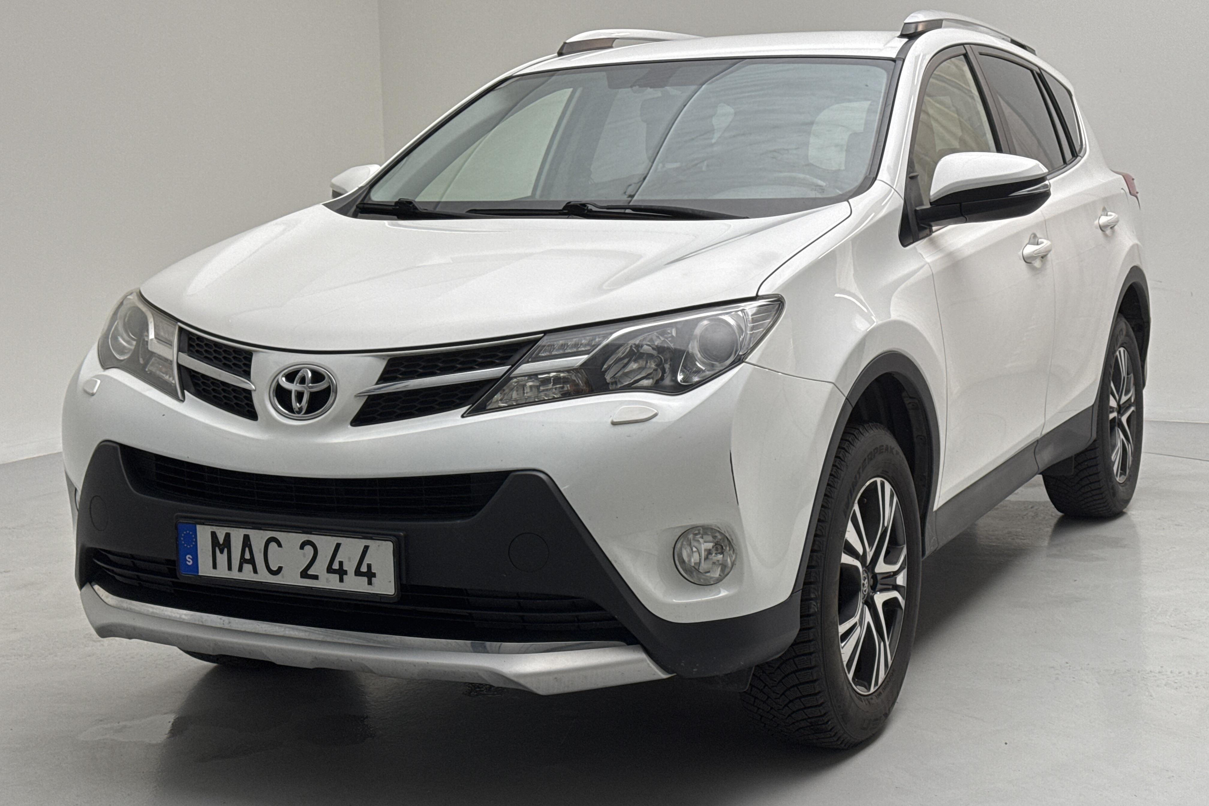 Toyota RAV4 2.0 VVT-i (151hk) - 278 470 km - Automaatne - valge - 2015