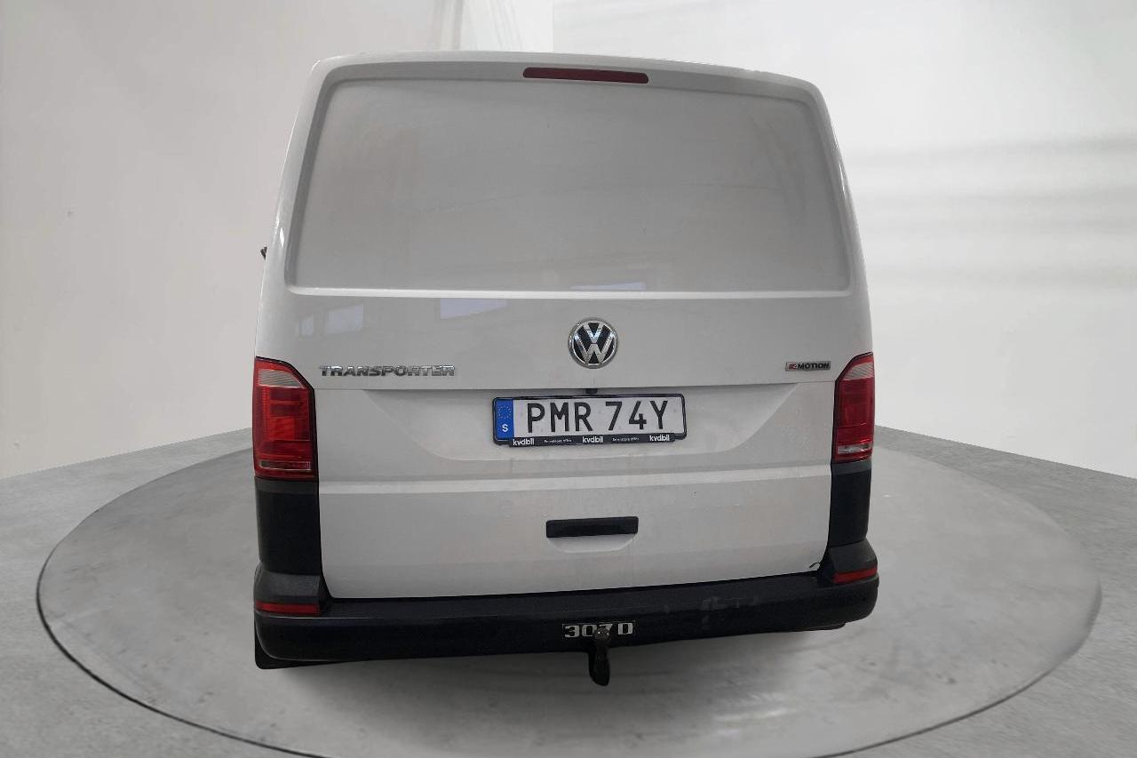 VW Transporter T6 2.0 TDI BMT Skåp 4MOTION (150hk) - 133 600 km - Käsitsi - valge - 2019