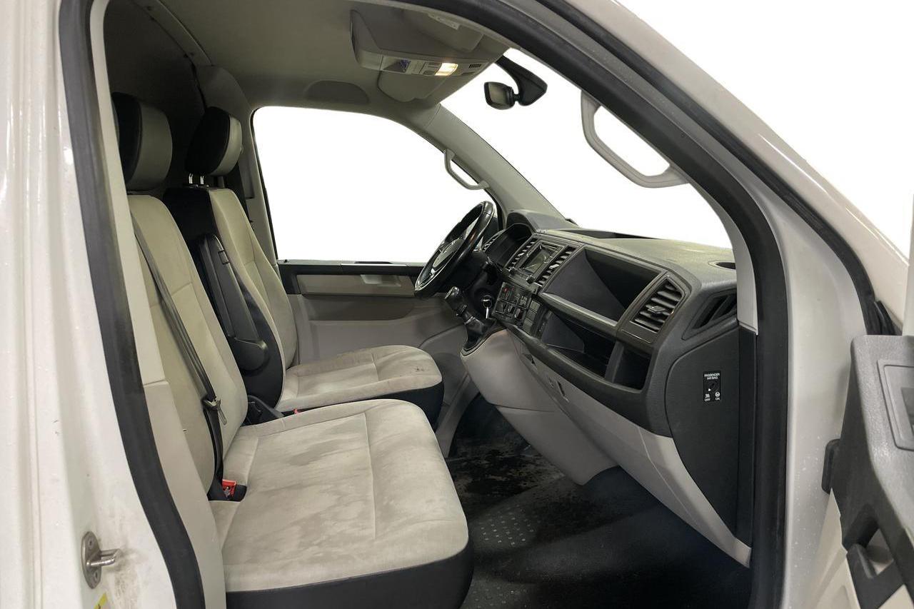 VW Transporter T6 2.0 TDI BMT Skåp 4MOTION (150hk) - 132 100 km - Käsitsi - valge - 2019