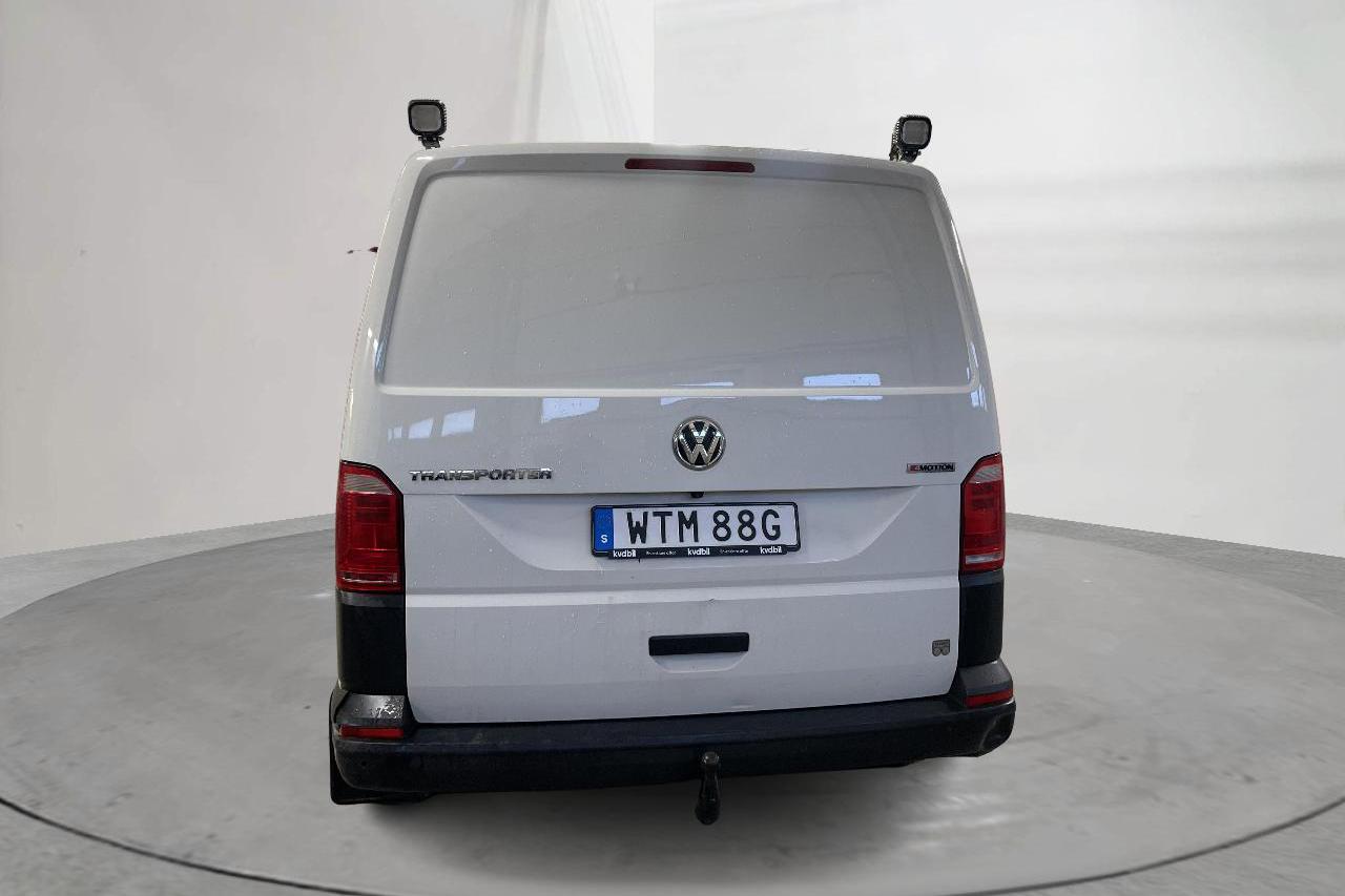 VW Transporter T6 2.0 TDI BMT Skåp 4MOTION (150hk) - 132 100 km - Käsitsi - valge - 2019