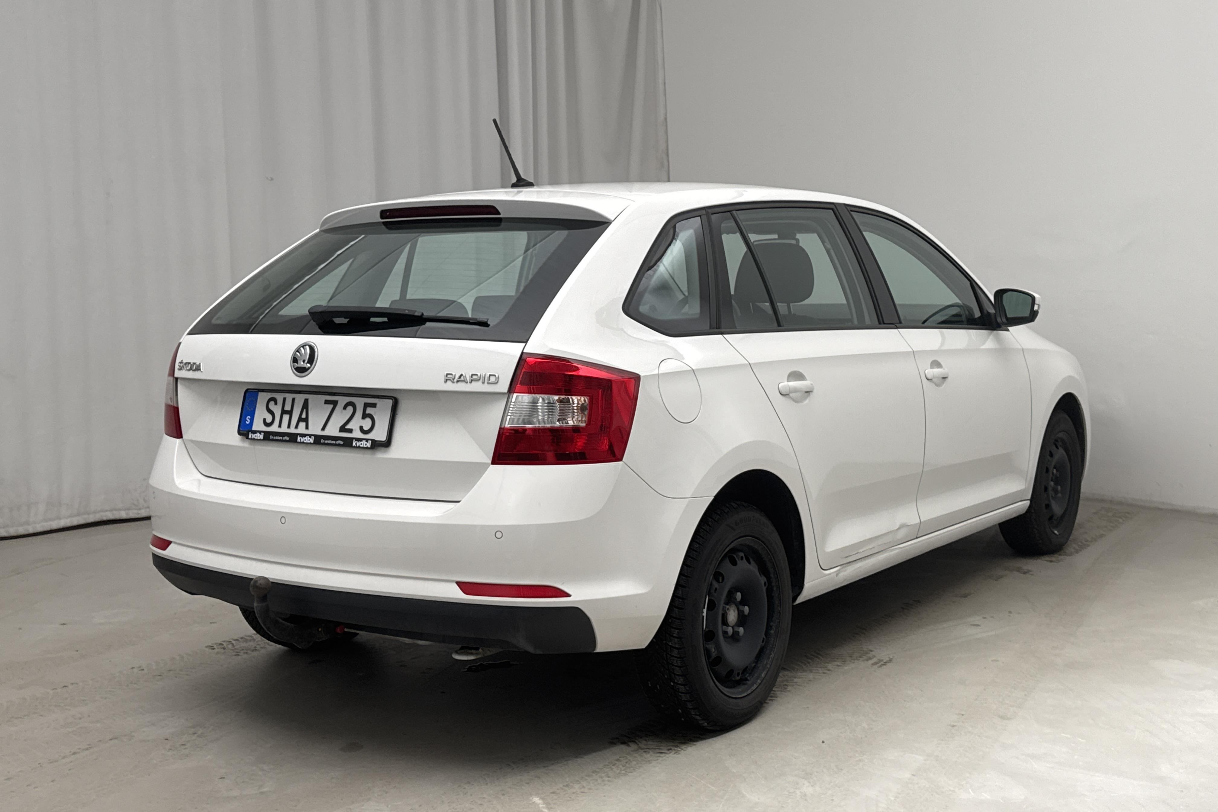 Skoda Rapid 1.4 TDI Spaceback (90hk) - 102 460 km - Manualna - biały - 2016