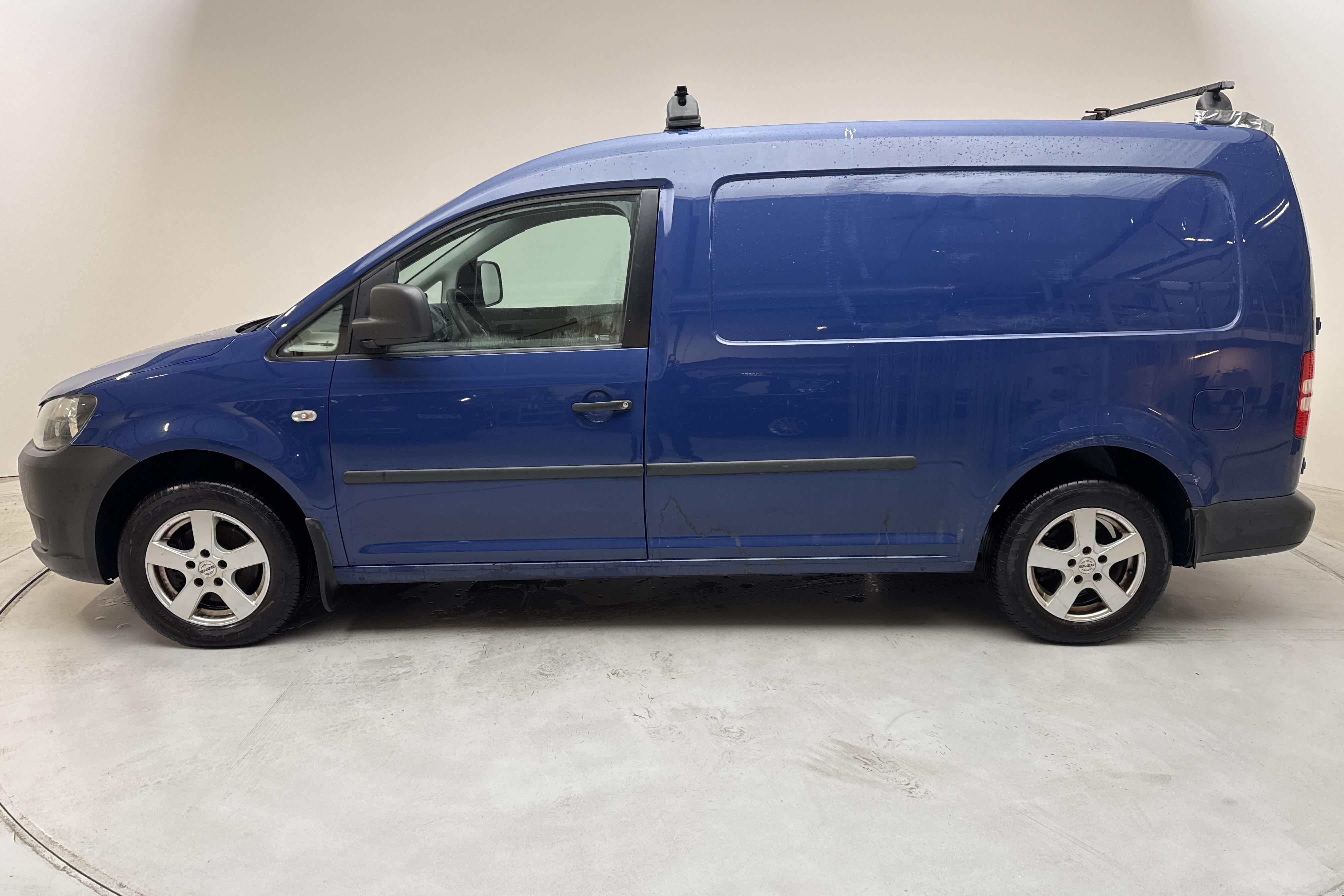 VW Caddy 1.6 TDI Maxi Skåp (102hk) - 156 510 km - Käsitsi - Dark Blue - 2013