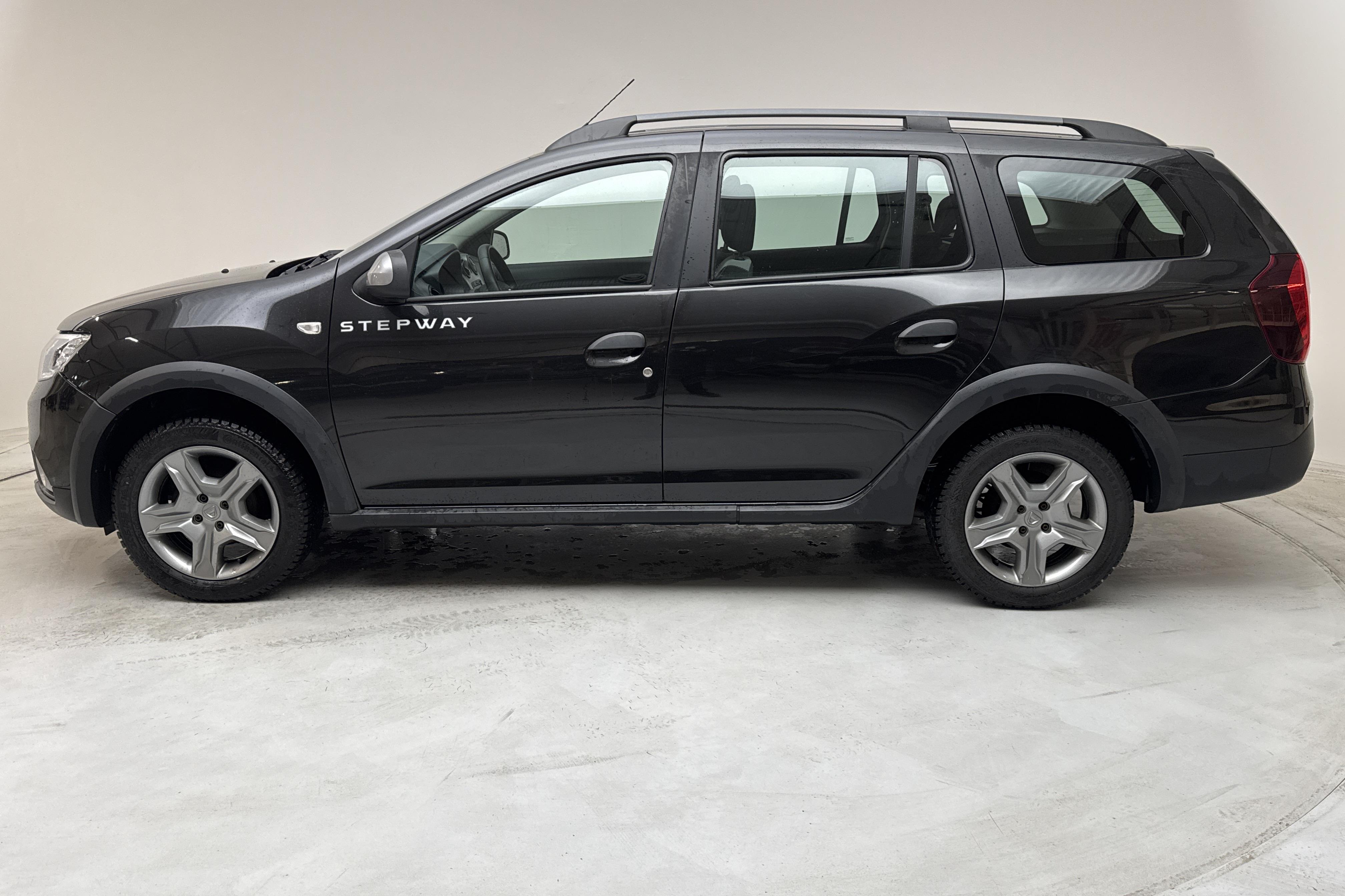 Dacia Logan MCV 0.9 TCe (90hk) - 60 380 km - Manual - black - 2018