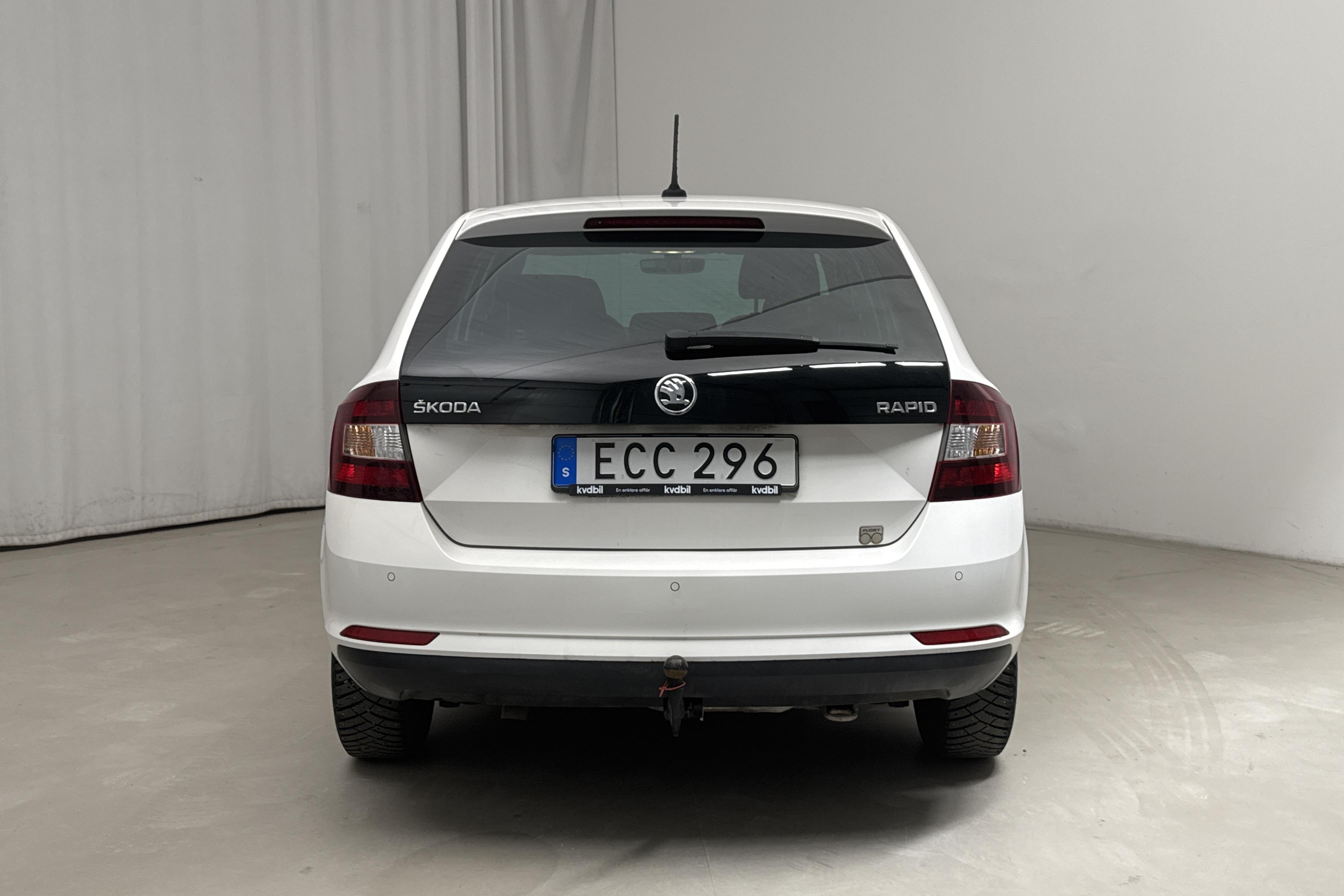 Skoda Rapid 1.4 TDI Spaceback (90hk) - 10 367 mil - Manuell - vit - 2018