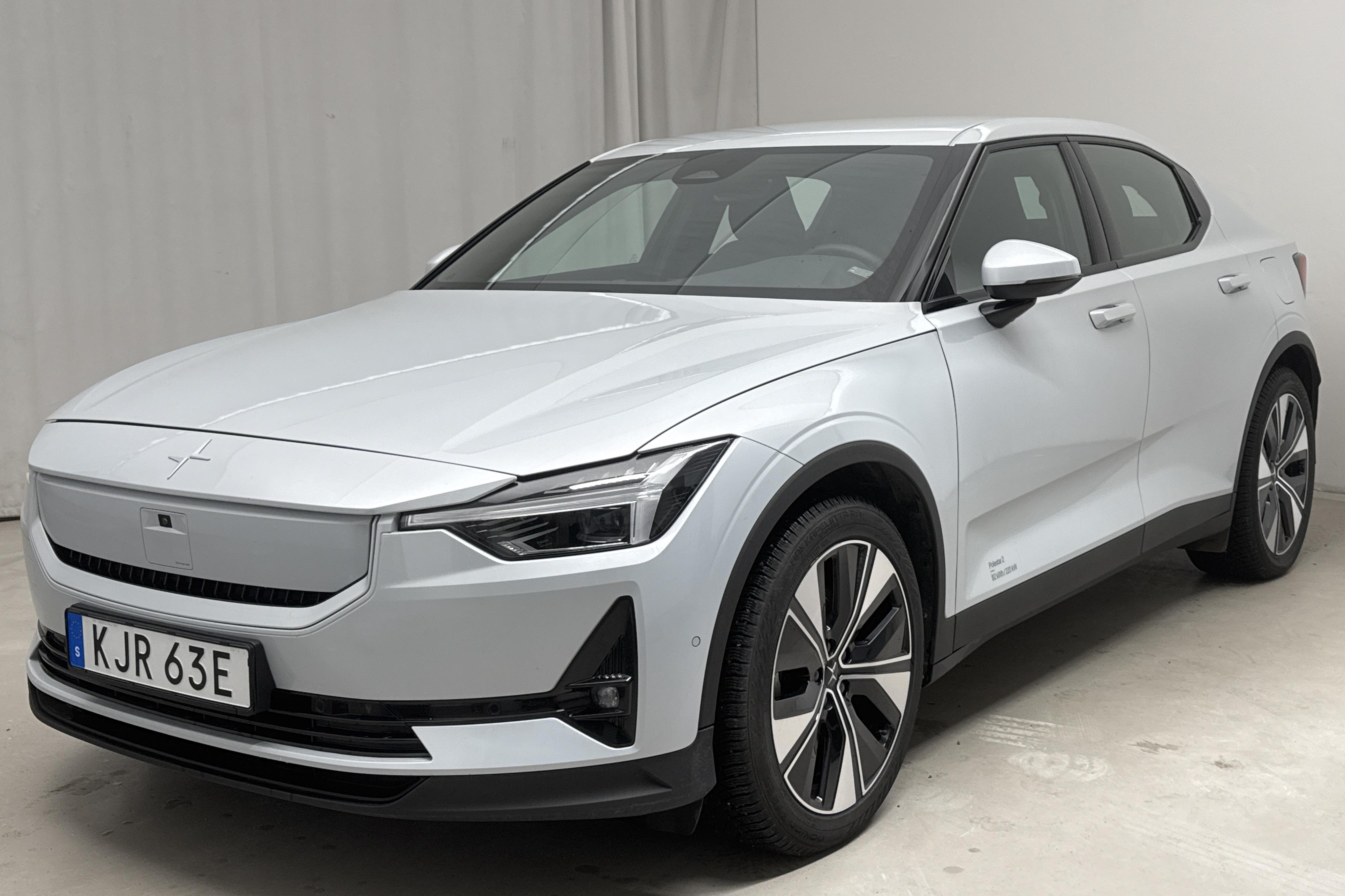 Polestar 2 Long range Single motor (296hk) - 40 120 km - Automaattinen - hopea - 2024