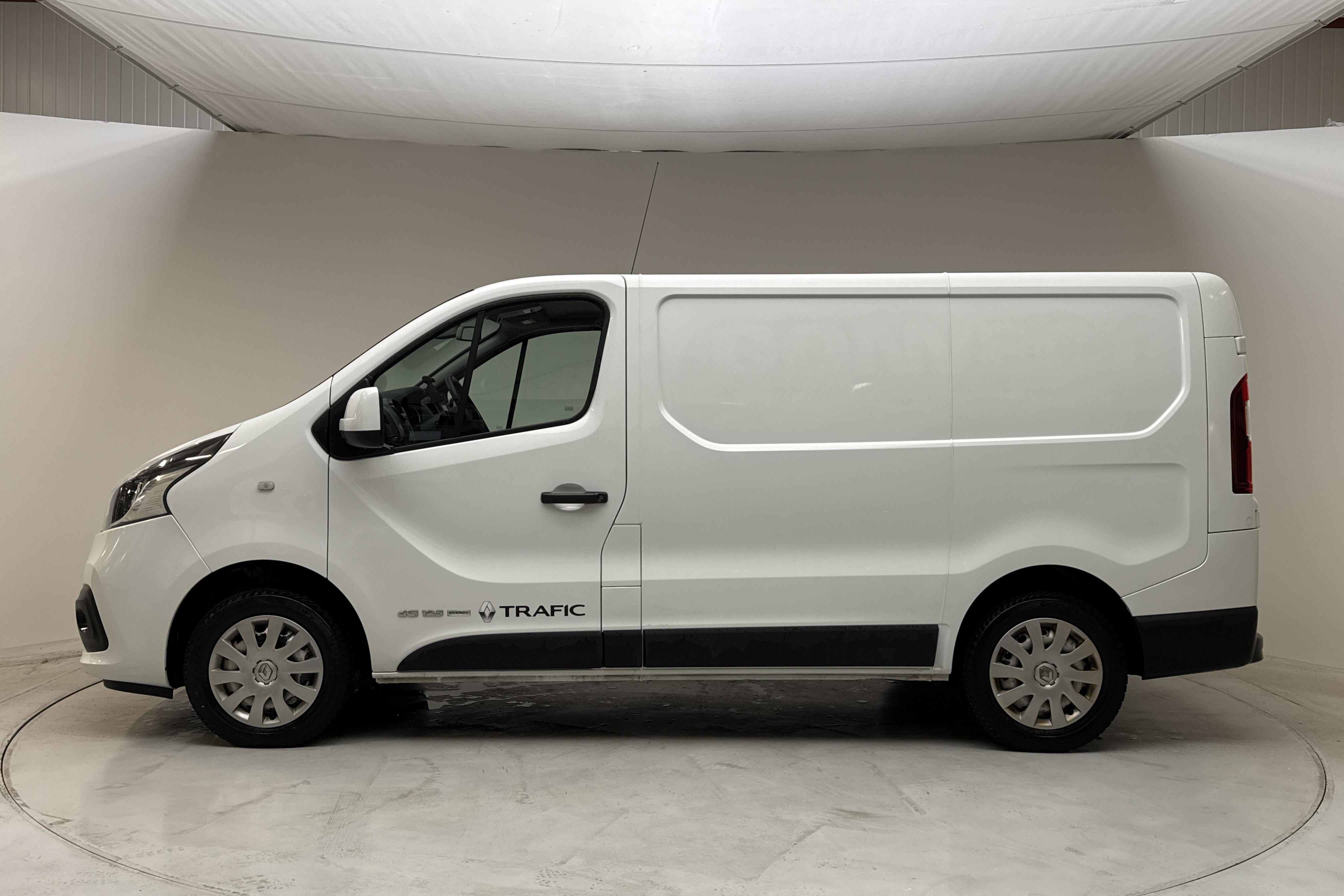 Renault Trafic 1.6 dCi Skåp (125hk) - 55 570 km - Manualna - biały - 2016