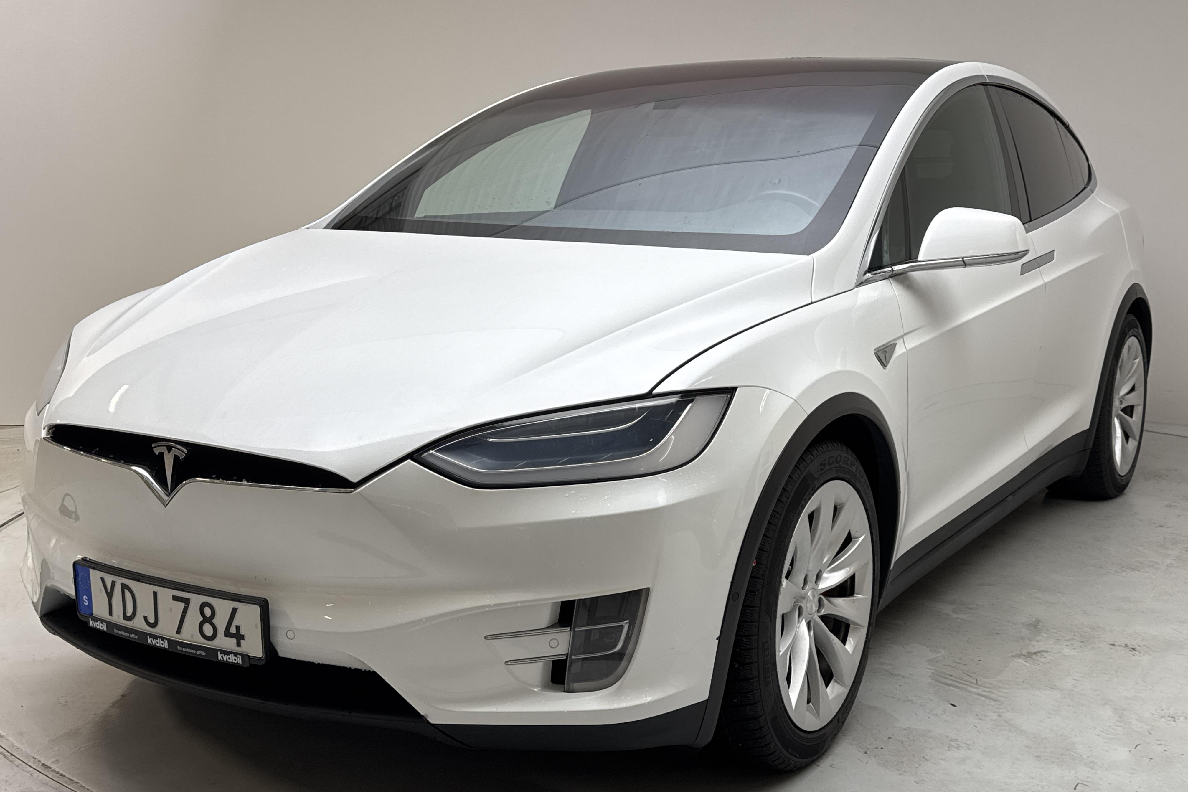 Tesla Model X P90D - 15 961 mil - Automat - vit - 2016