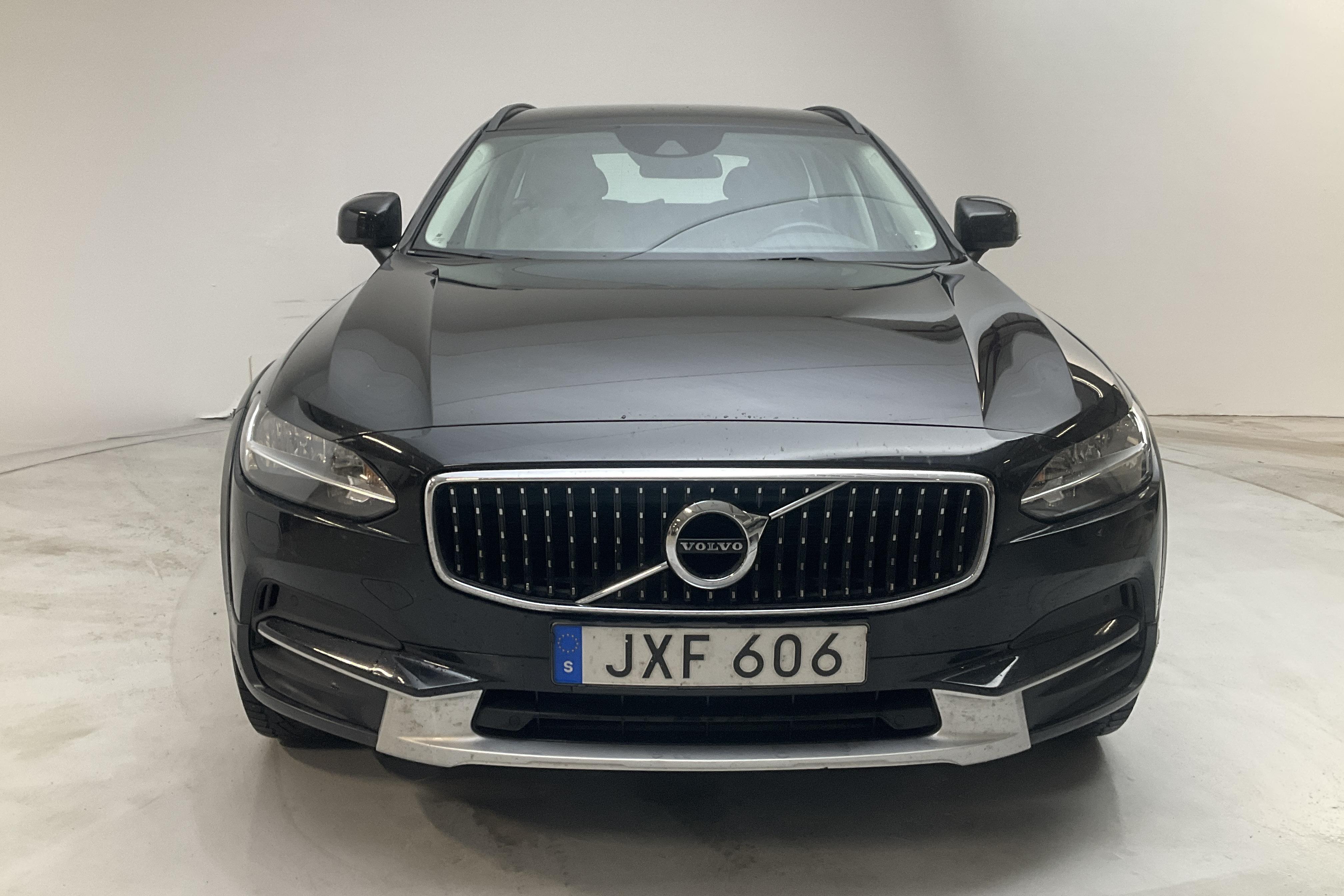 Volvo V90 D4 Cross Country AWD (190hk) - 142 570 km - Automatic - black - 2017