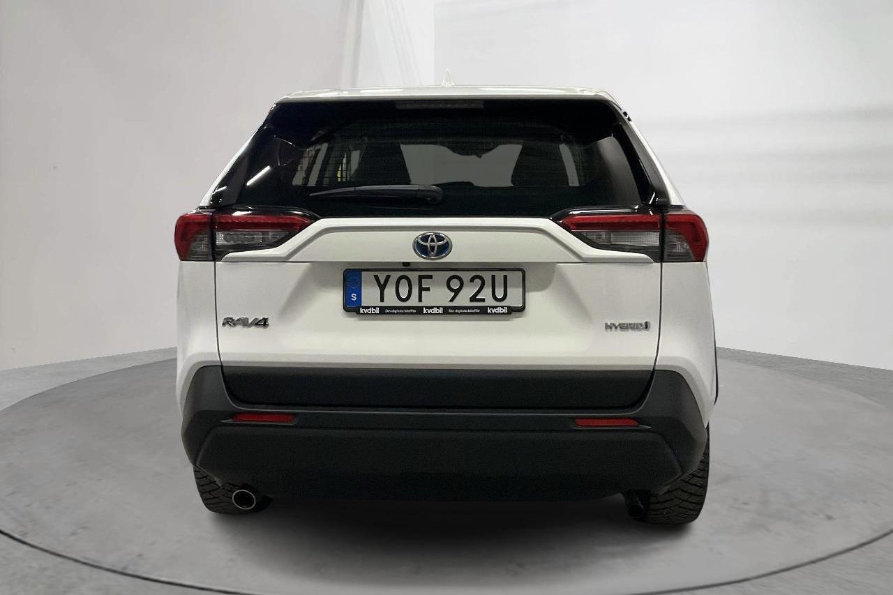 Toyota RAV4 2.5 HSD AWD (222hk) - 2 244 mil - Automat - vit - 2019