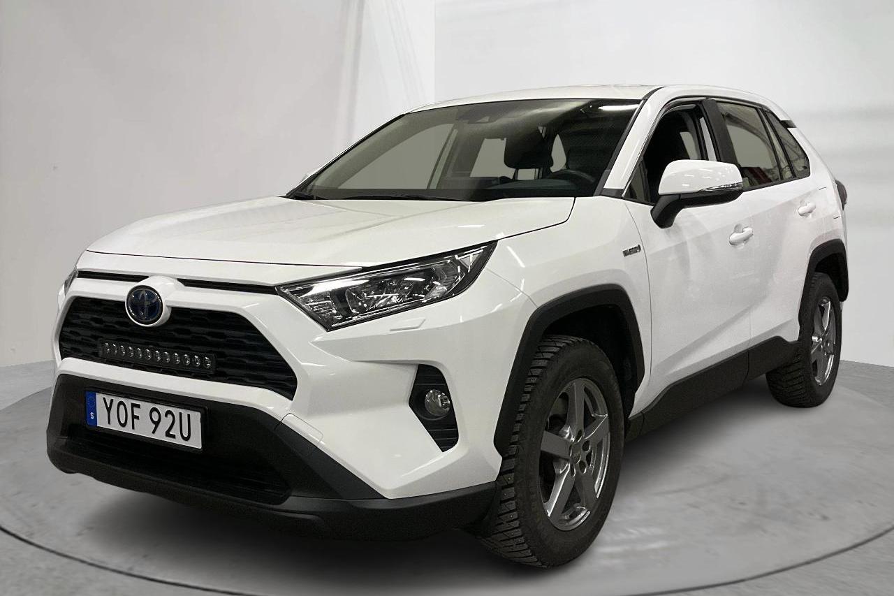 Toyota RAV4 2.5 HSD AWD (222hk) - 2 244 mil - Automat - vit - 2019