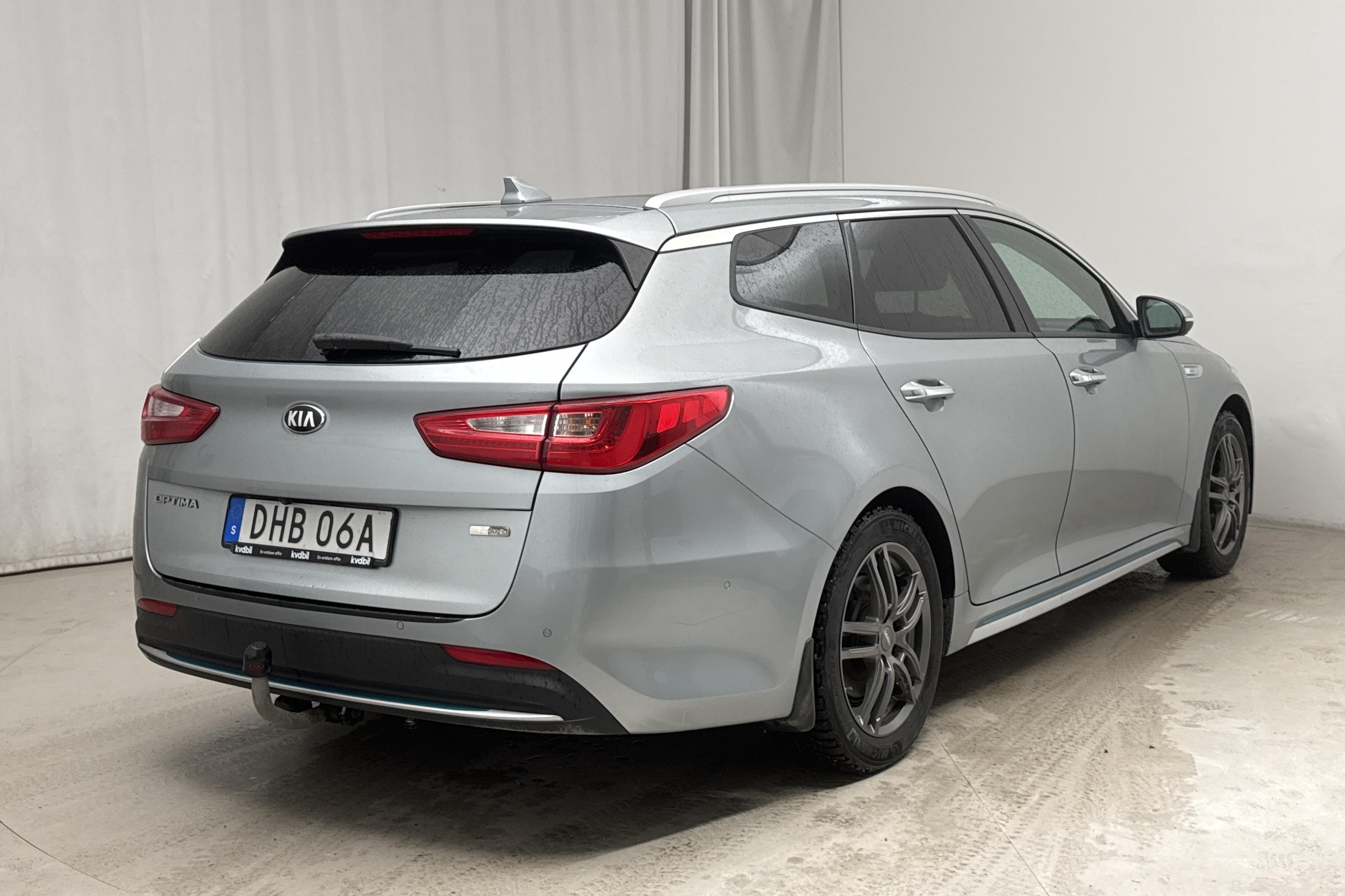 KIA Optima 2.0 GDi Plug-in Hybrid SW (205hk) - 122 380 km - Automatic - gray - 2019