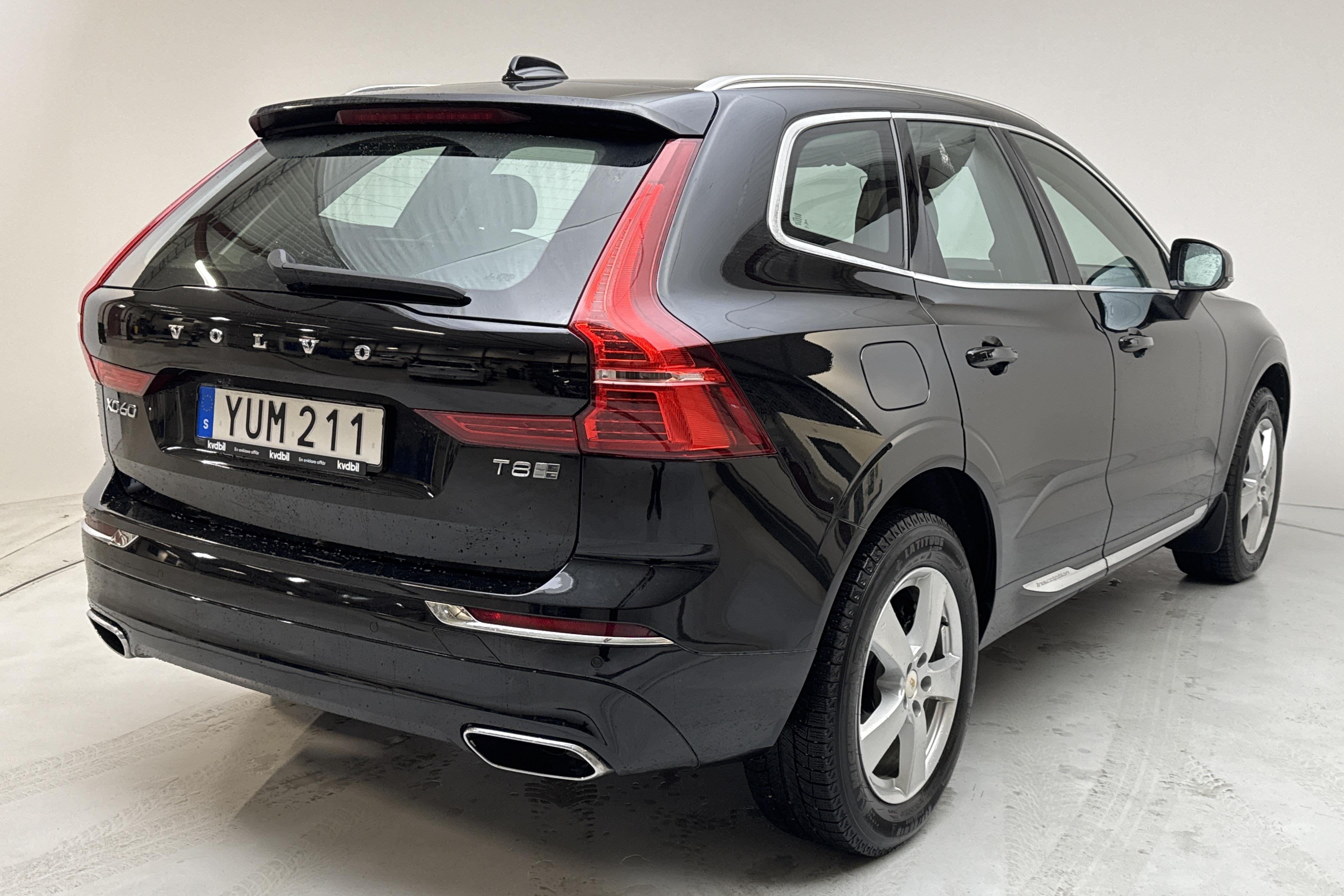 Volvo XC60 T8 AWD Recharge (390hk) - 13 083 mil - Automat - svart - 2019