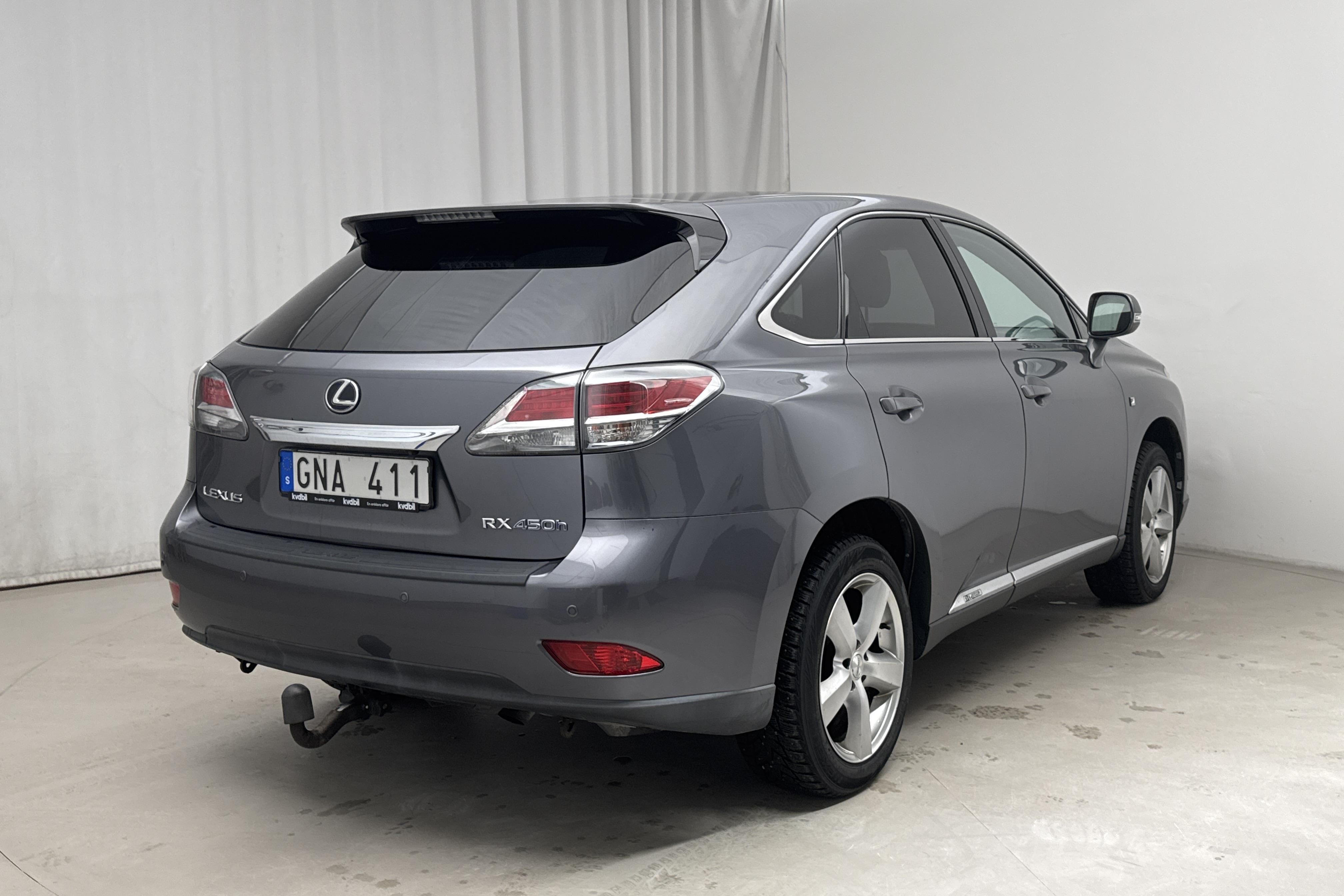 Lexus RX 450h AWD (249hk) - 22 996 mil - Automat - grå - 2012