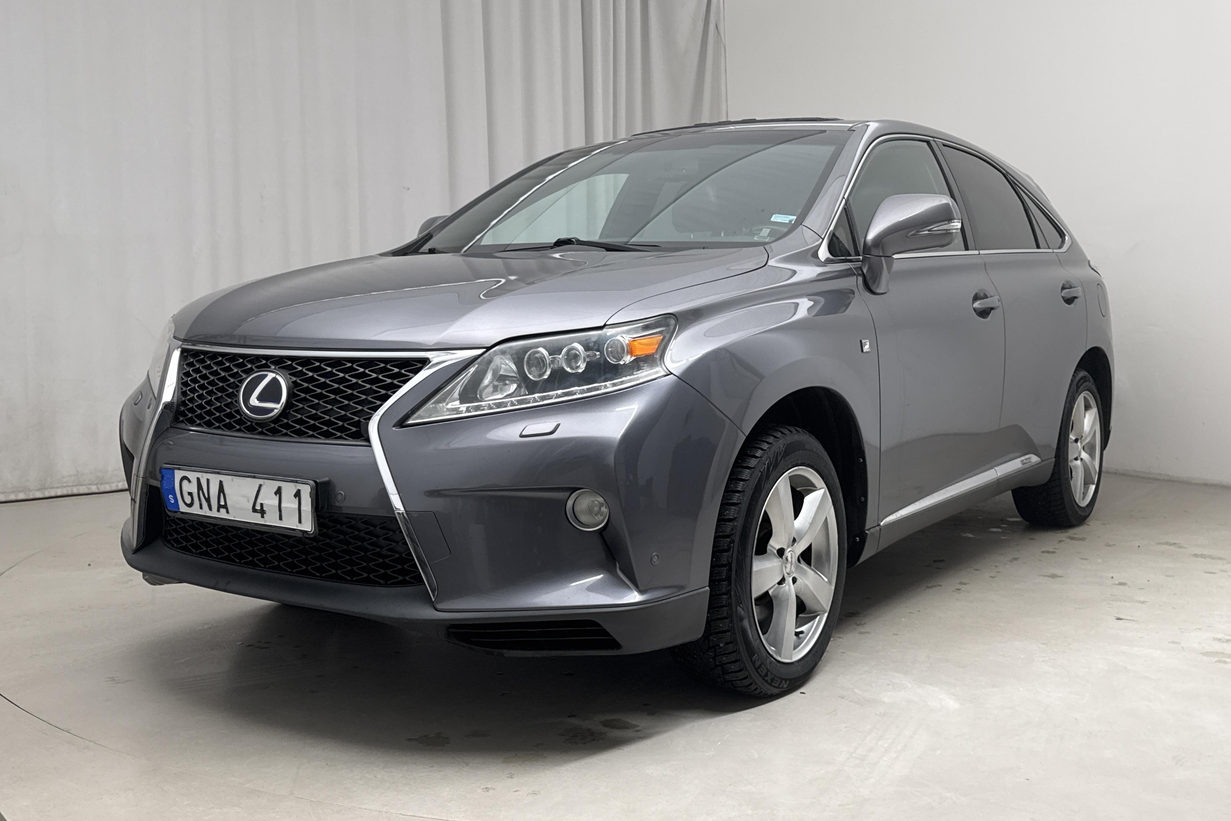 Lexus RX 450h AWD (249hk) - 22 996 mil - Automat - grå - 2012