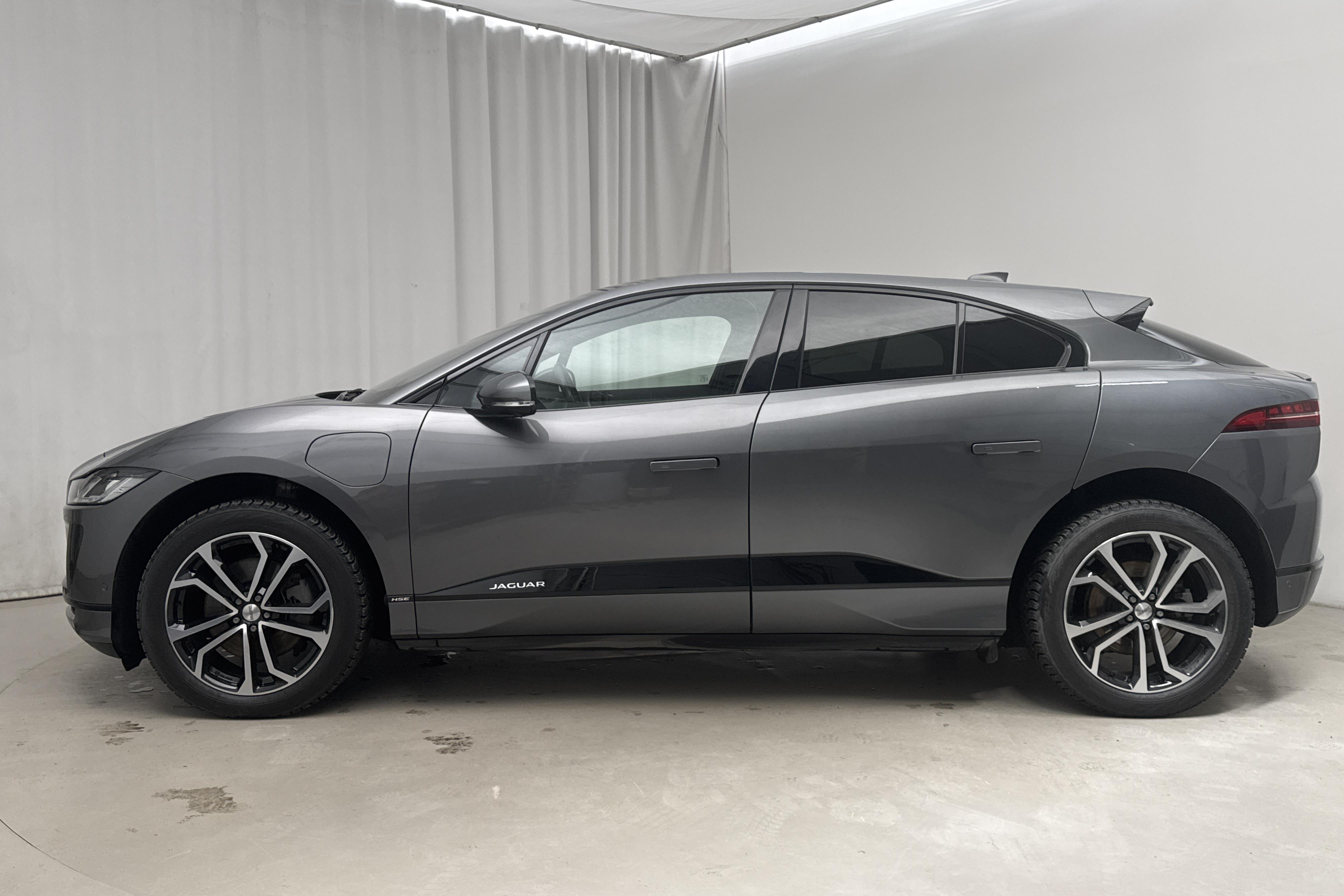 Jaguar I-Pace EV400 AWD (400hk) - 4 856 mil - Automat - grå - 2019