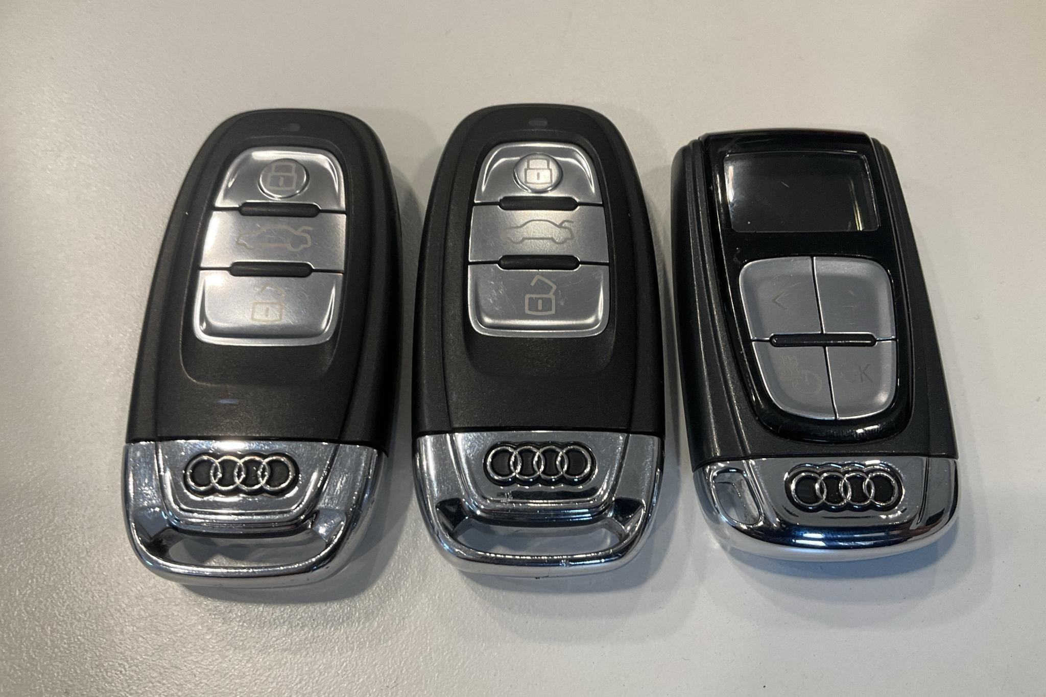 Audi A6 3.0 TDI Avant quattro (204hk) - 17 466 mil - Automat - silver - 2014