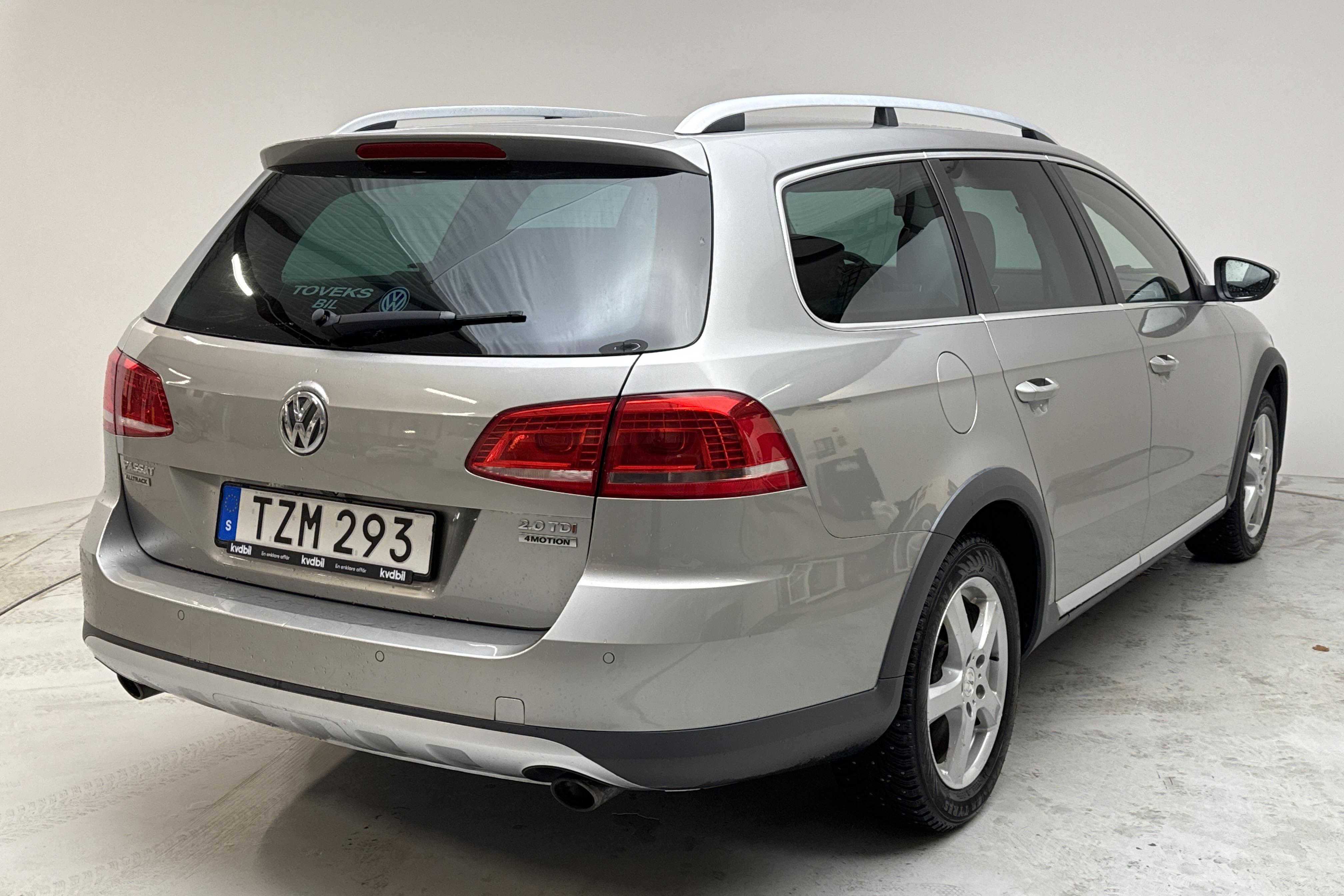 VW Passat Alltrack 2.0 TDI BlueMotion Technology 4Motion (177hk) - 17 720 mil - Automat - silver - 2015