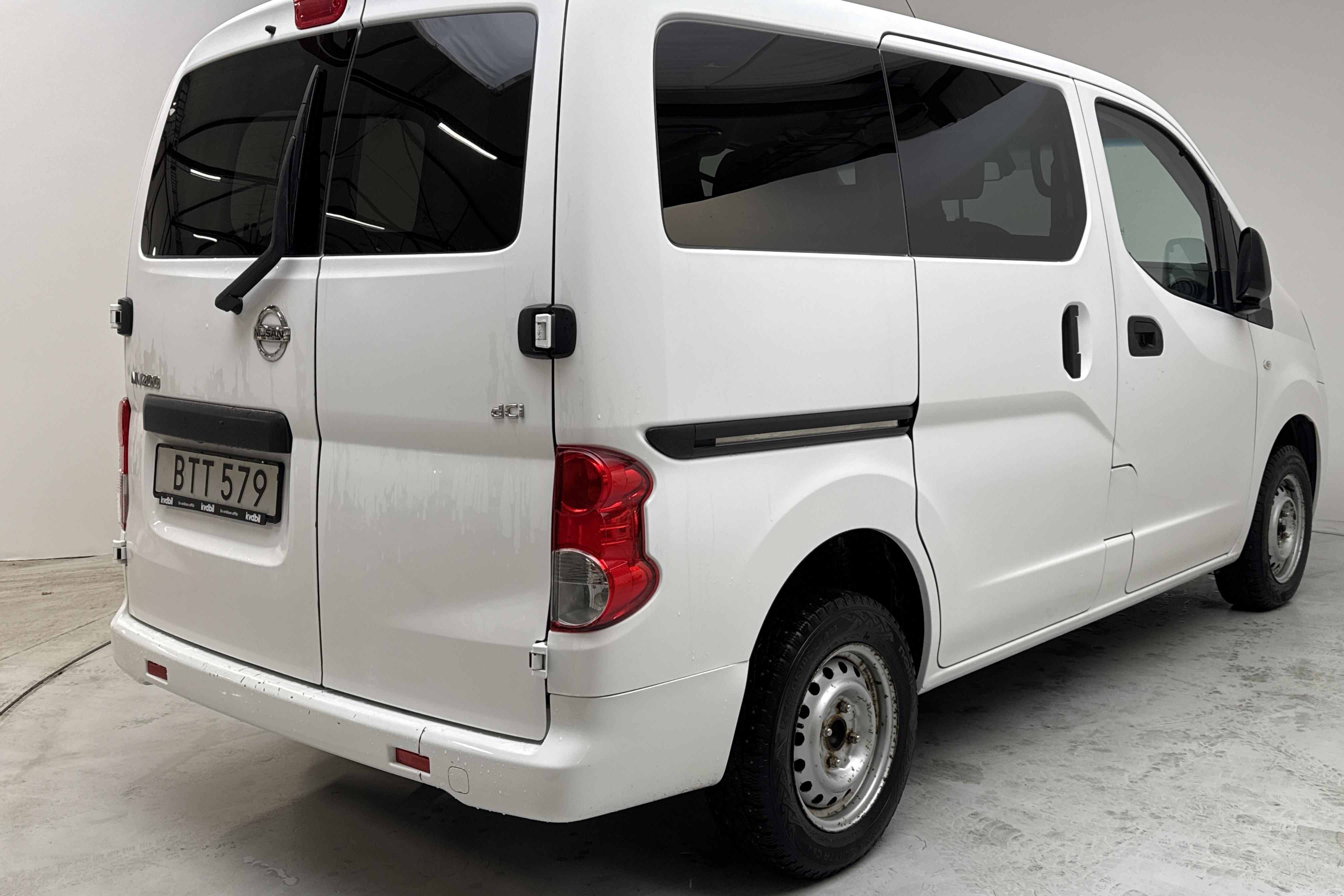 Nissan NV200 1.5 dCi Buss (110hk) - 69 860 km - Manualna - biały - 2014