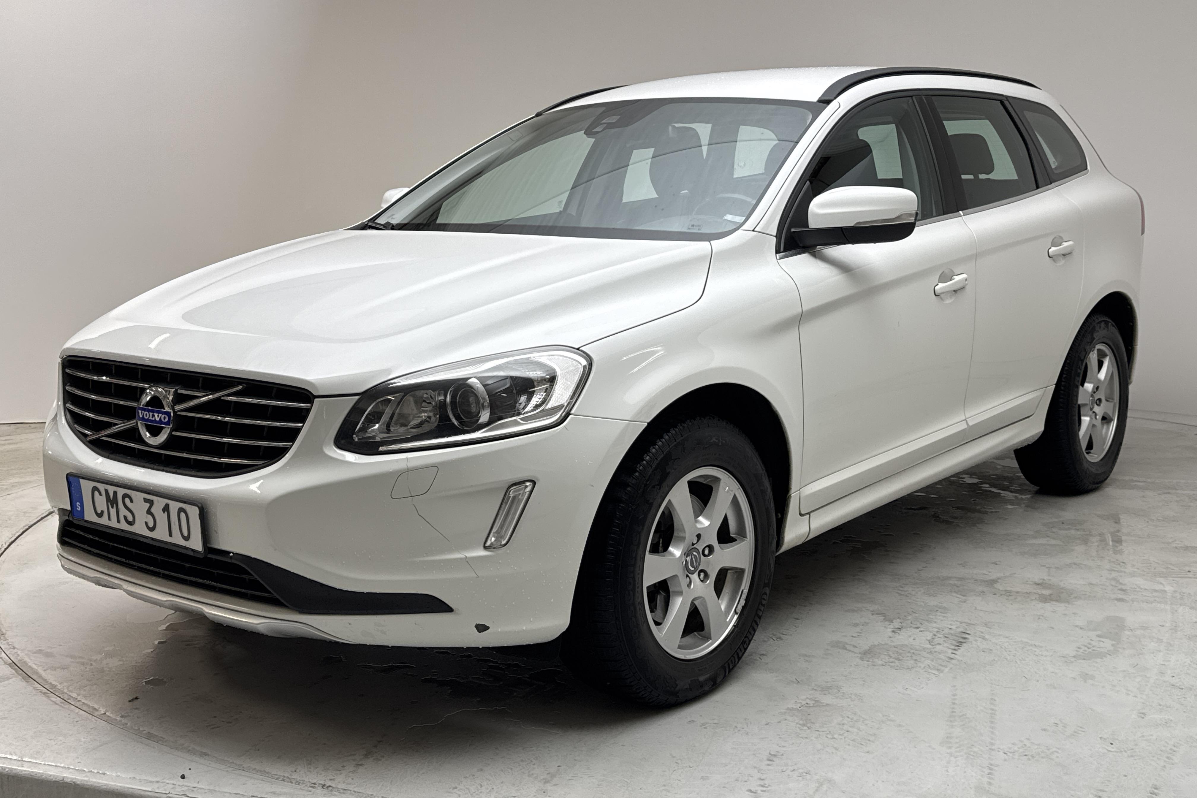 Volvo XC60 D4 AWD (181hk) - 191 000 km - Manual - white - 2015