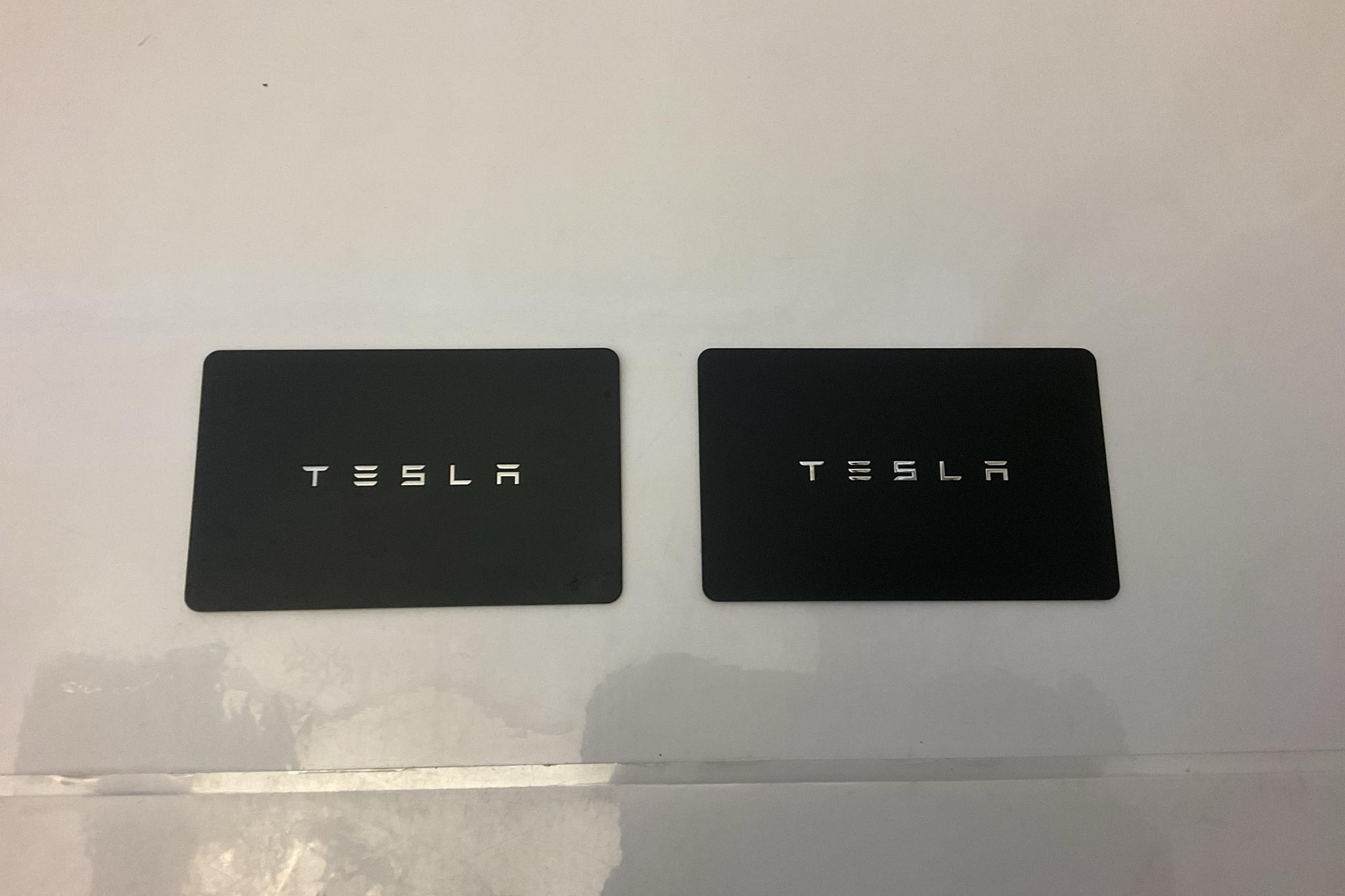 Tesla Model 3 Standard Range RWD - 152 940 km - Automaattinen - valkoinen - 2020