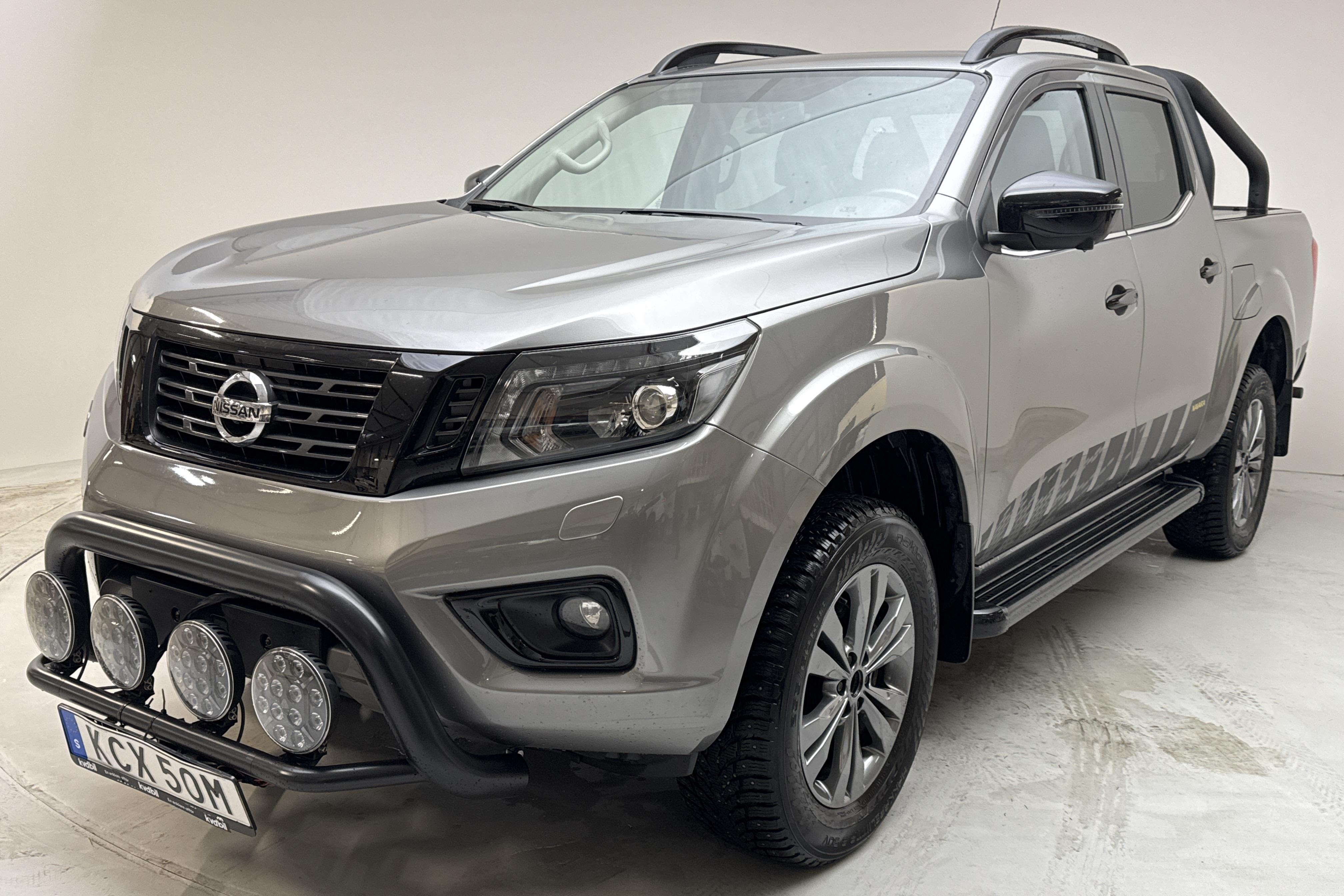 Nissan Navara 2.3 dCi 4x4 (190hk) - 61 900 km - Automatyczna - szary - 2020