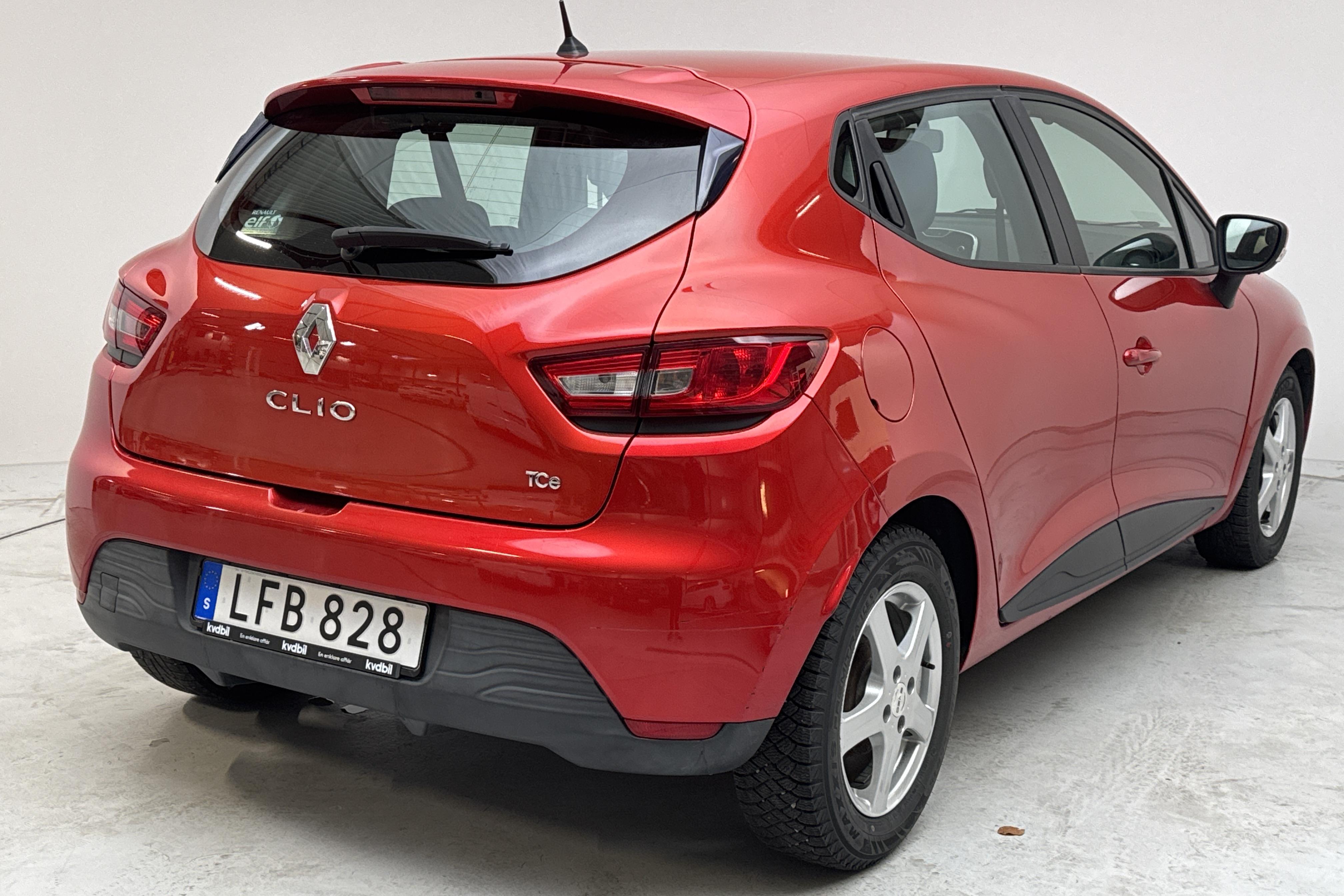 Renault Clio IV 0.9 TCe 90 5dr (90hk) - 144 500 km - Manual - red - 2016