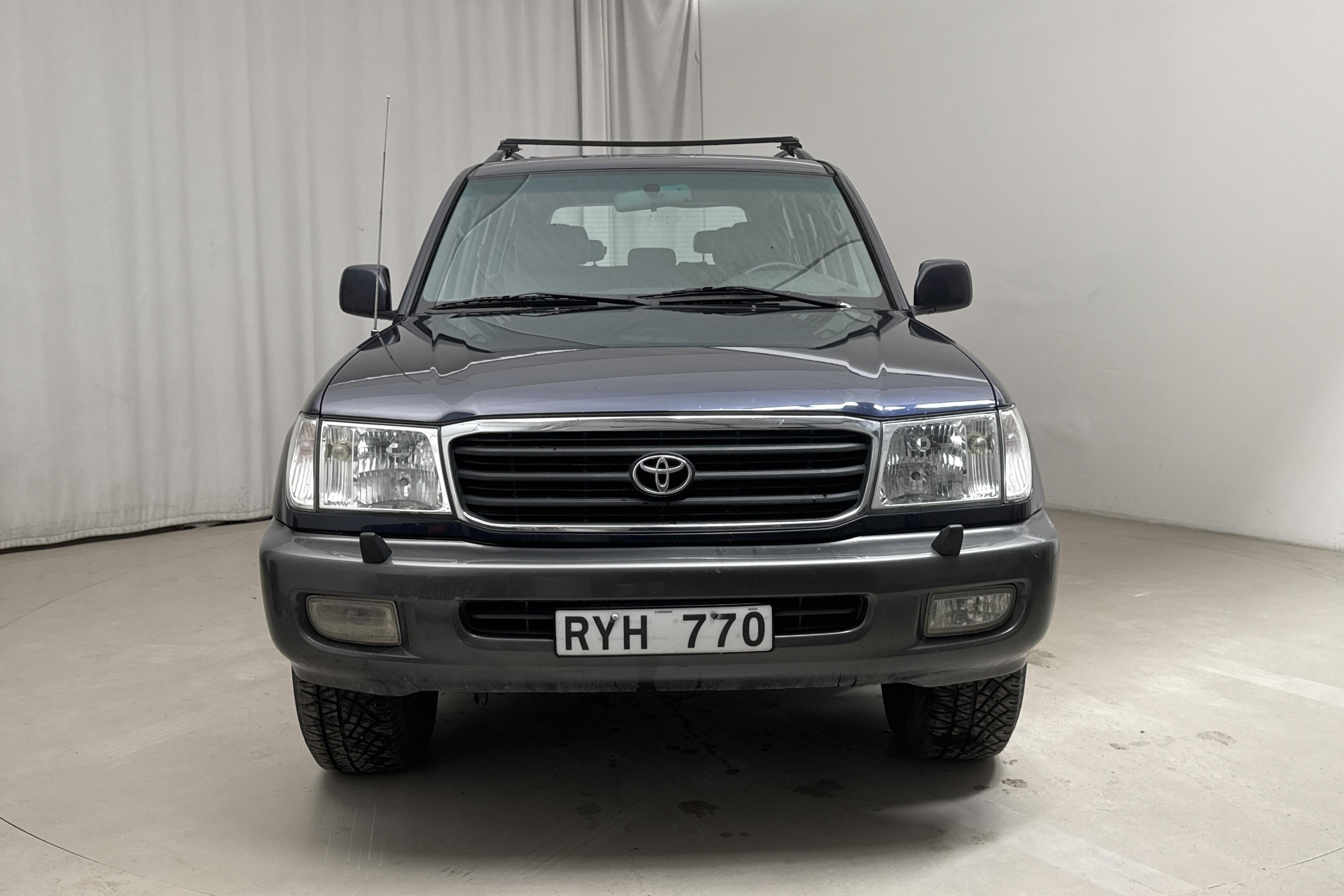 Toyota Land Cruiser 100 4.7 V8 (235hk) - 136 170 km - Automatic - blue - 2000