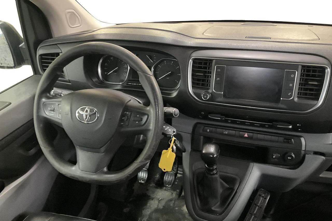 Toyota PROACE 1.5D (120hk) - 73 520 km - Käsitsi - valge - 2019