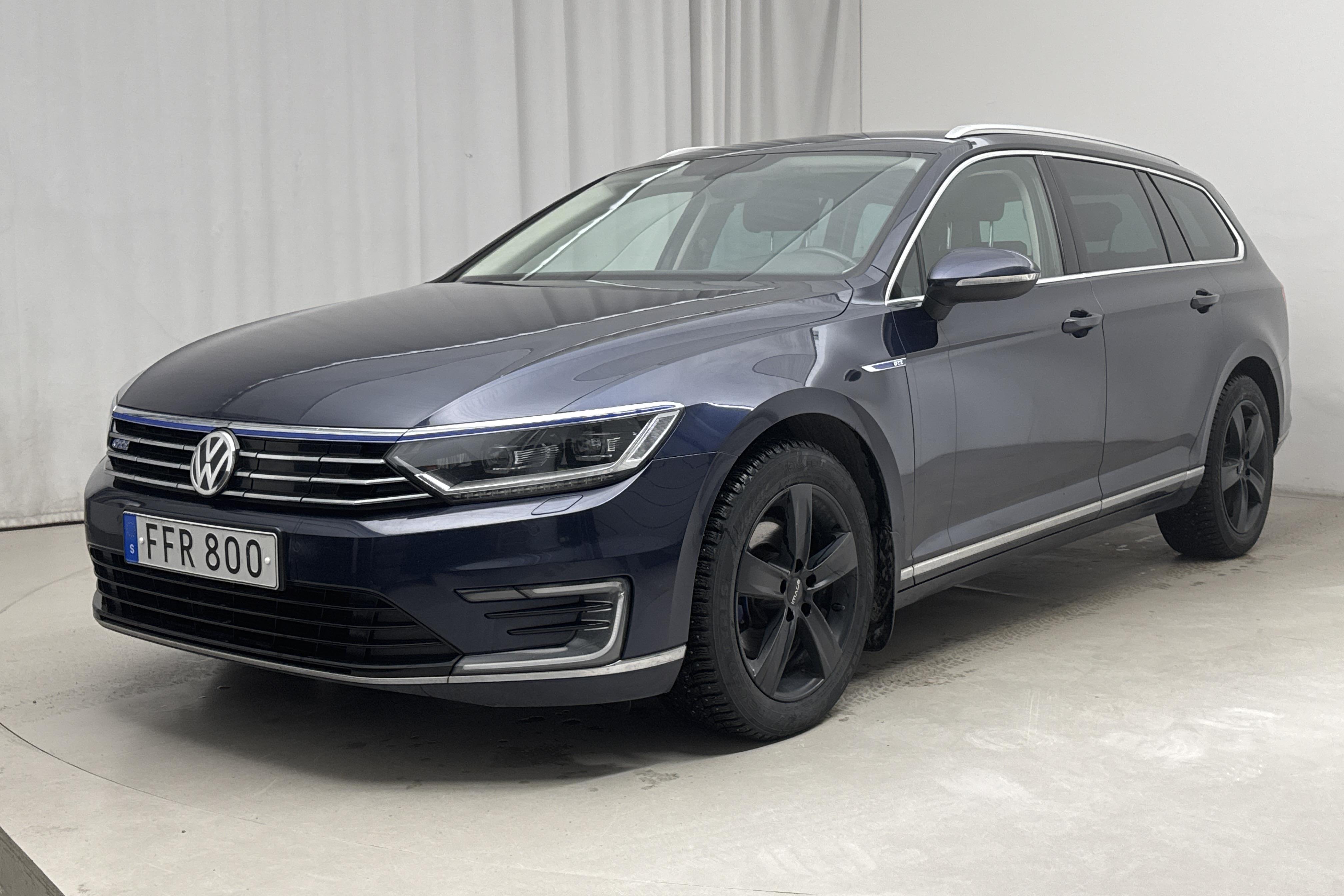 VW Passat 1.4 Plug-in-Hybrid Sportscombi (218hk) - 212 880 km - Automaatne - Dark Blue - 2016